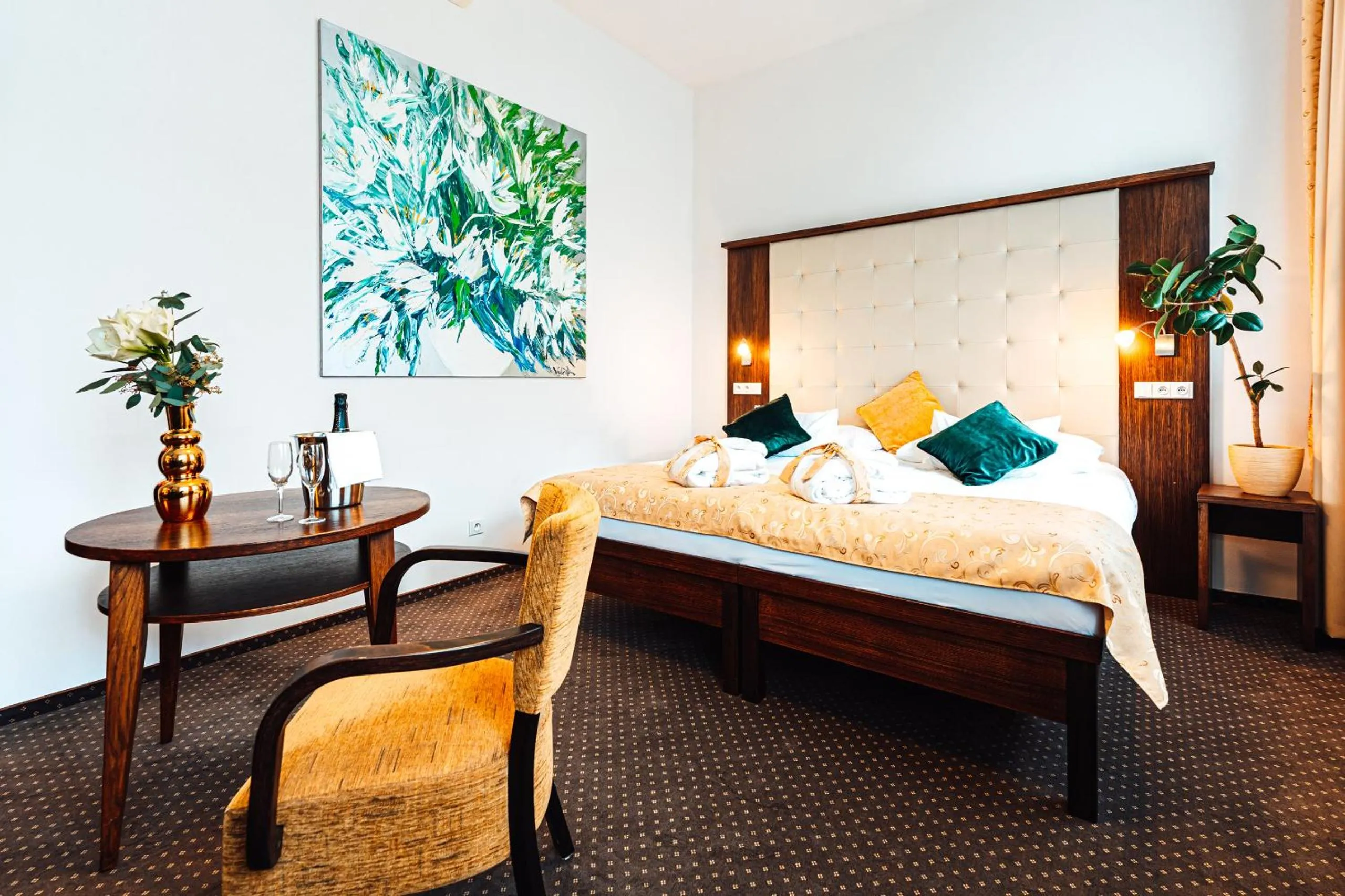 Bed in Hotel Baltaci Atrium