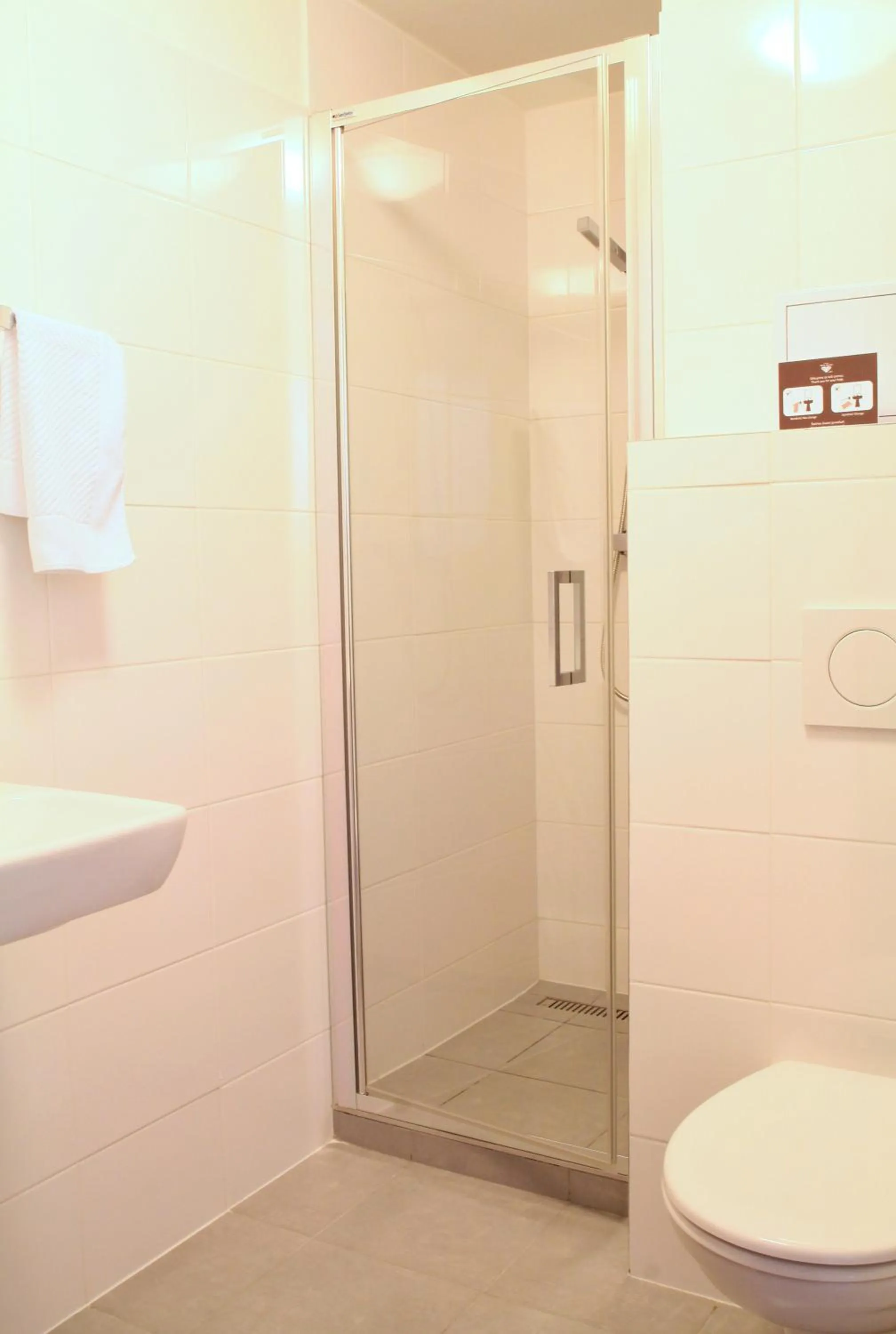 Toilet in Hotel Baltaci U Náhonu