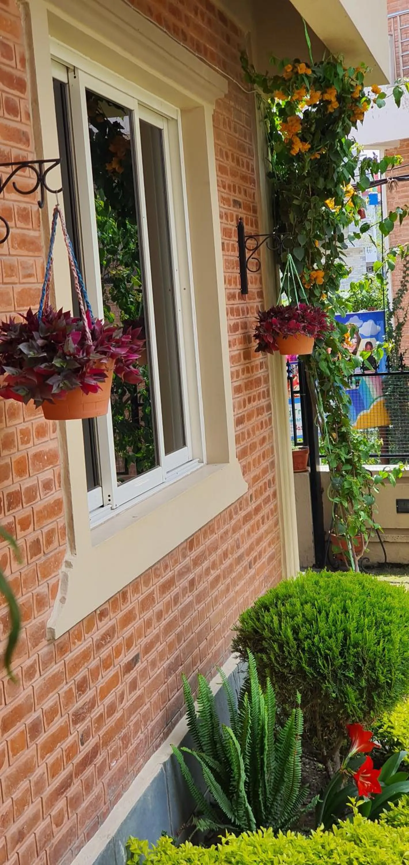 Facade/entrance in Butsugen