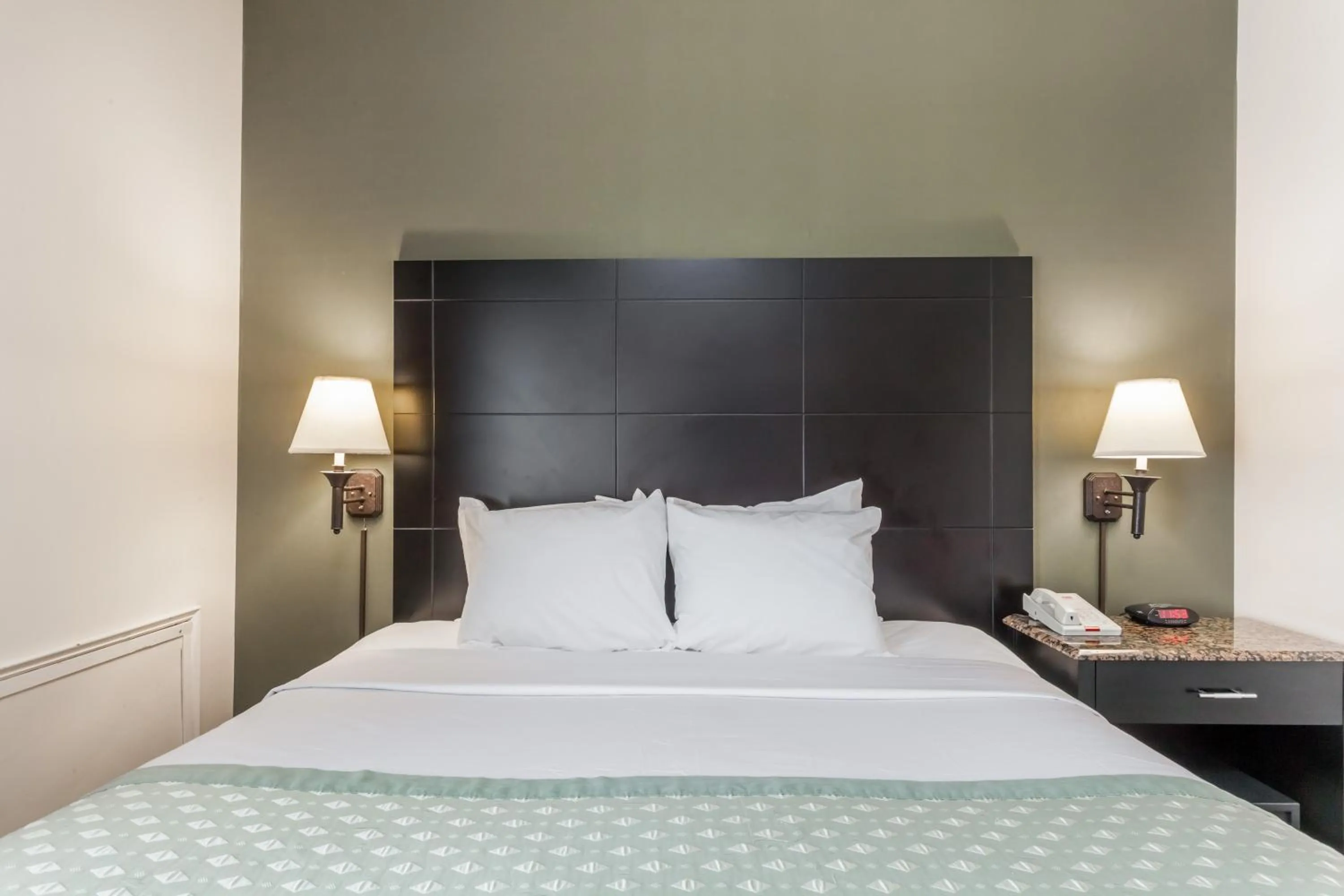 Bed in Ramada by Wyndham Newburgh/West Point