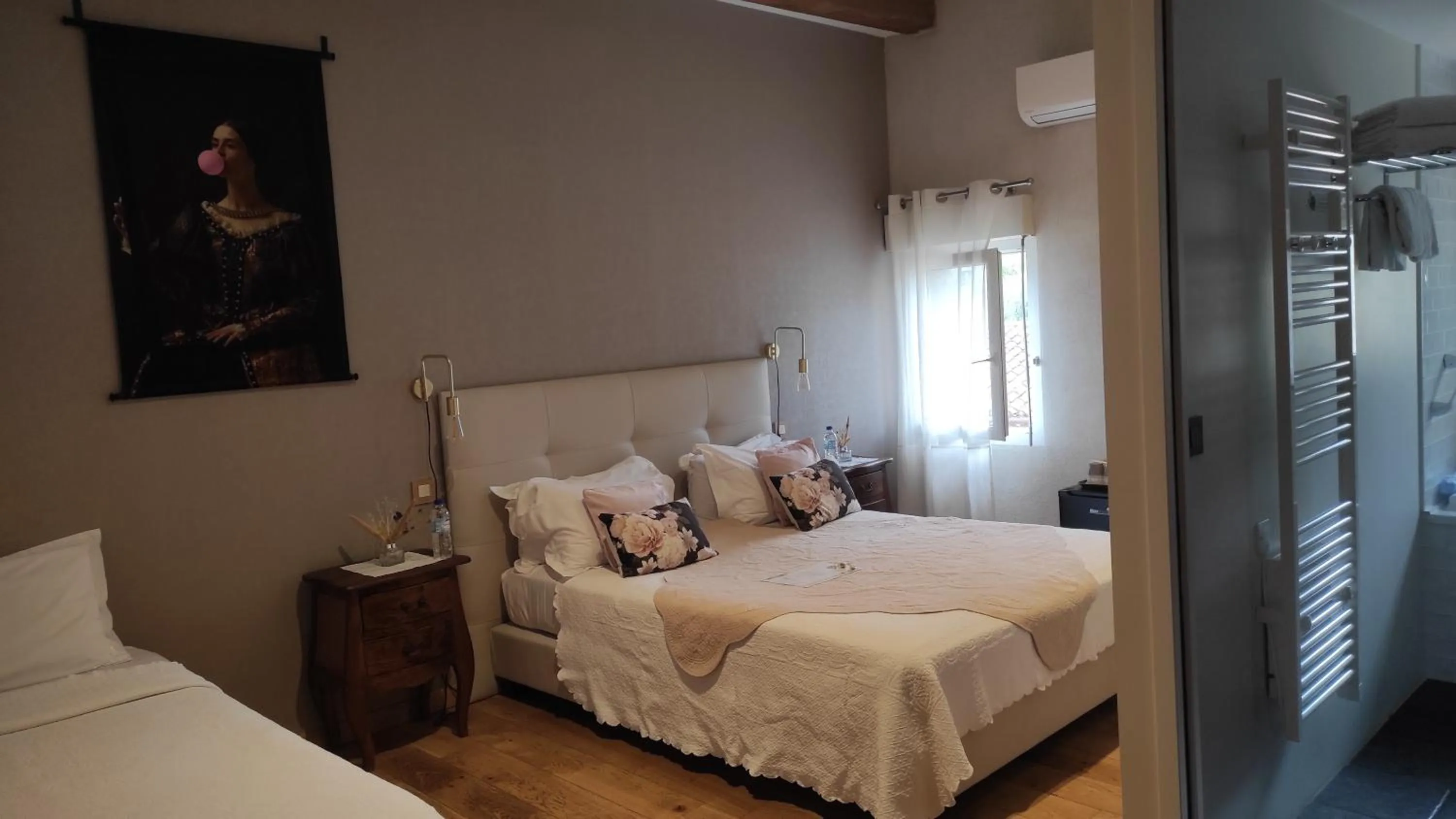 Bed in Hotel Le Mas Trilles