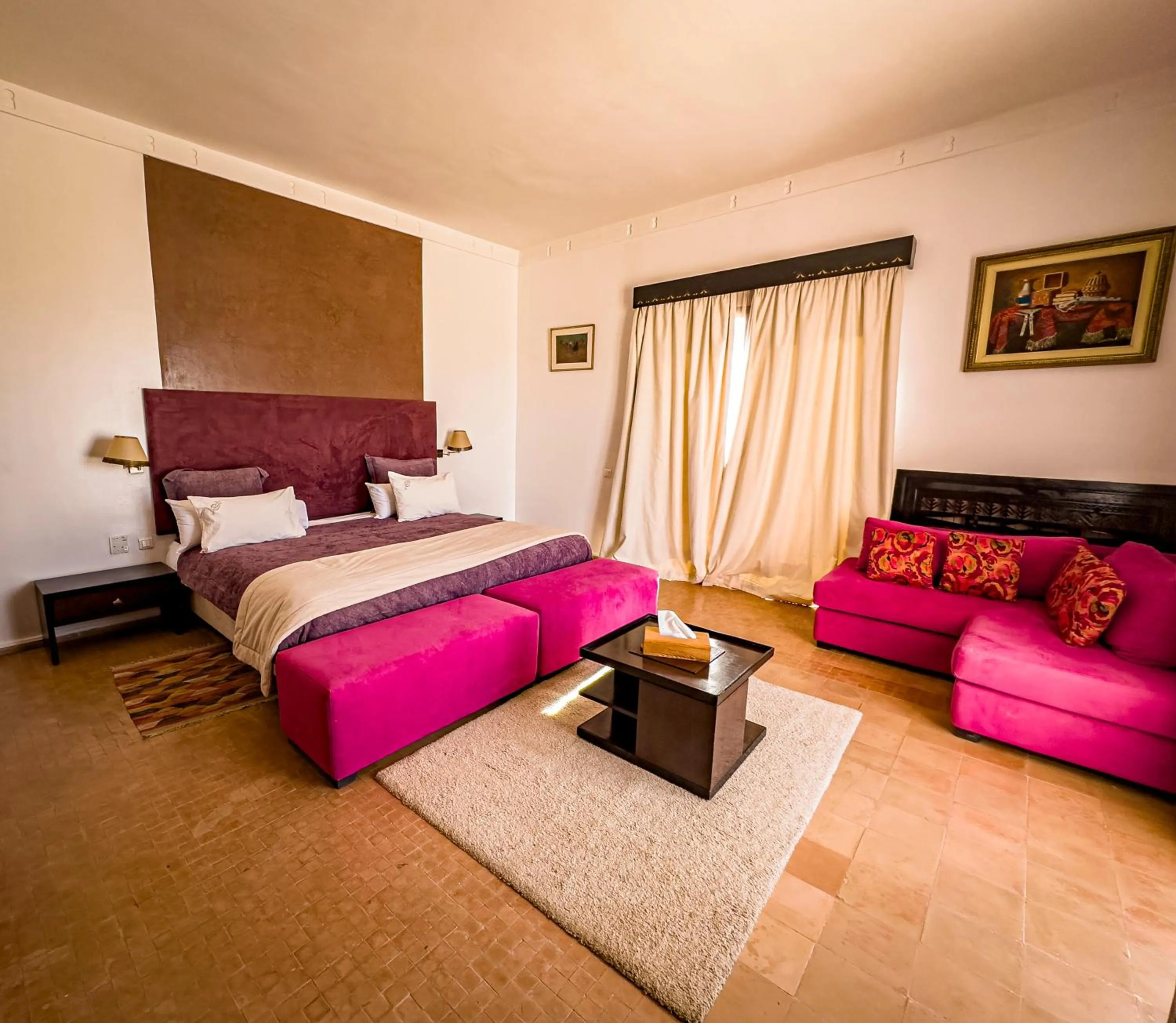 Bed in Kasbah Agounsane Hotel & Spa