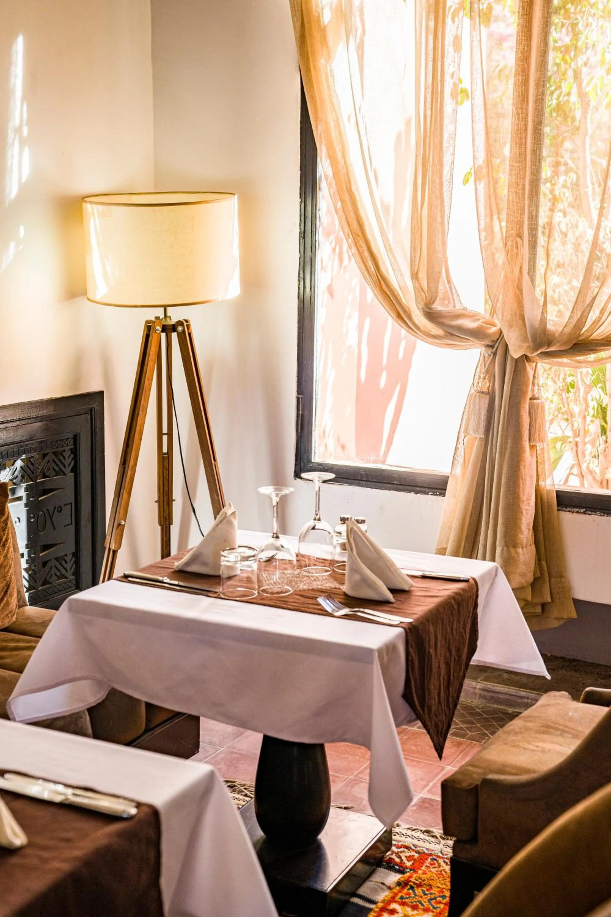 Restaurant/places to eat in Kasbah Agounsane Hotel & Spa