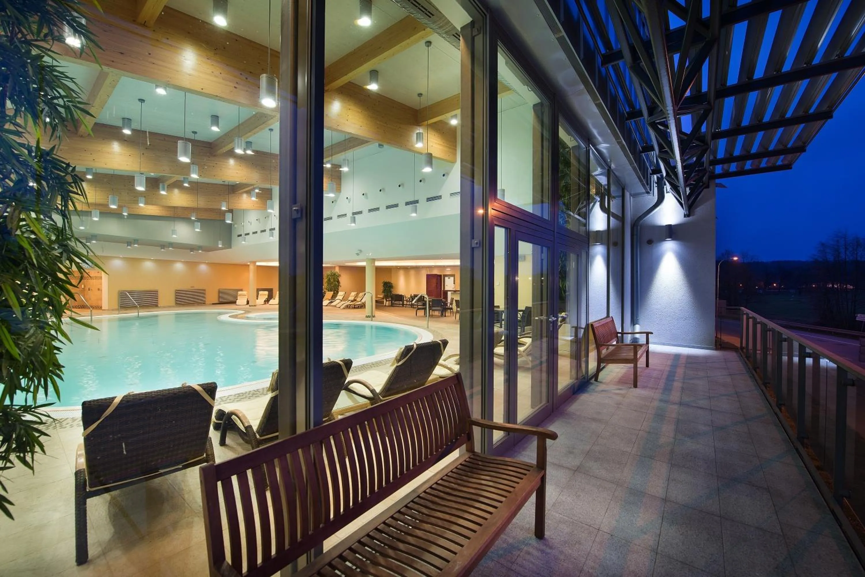 Swimming pool in Wellness Hotel Diamant