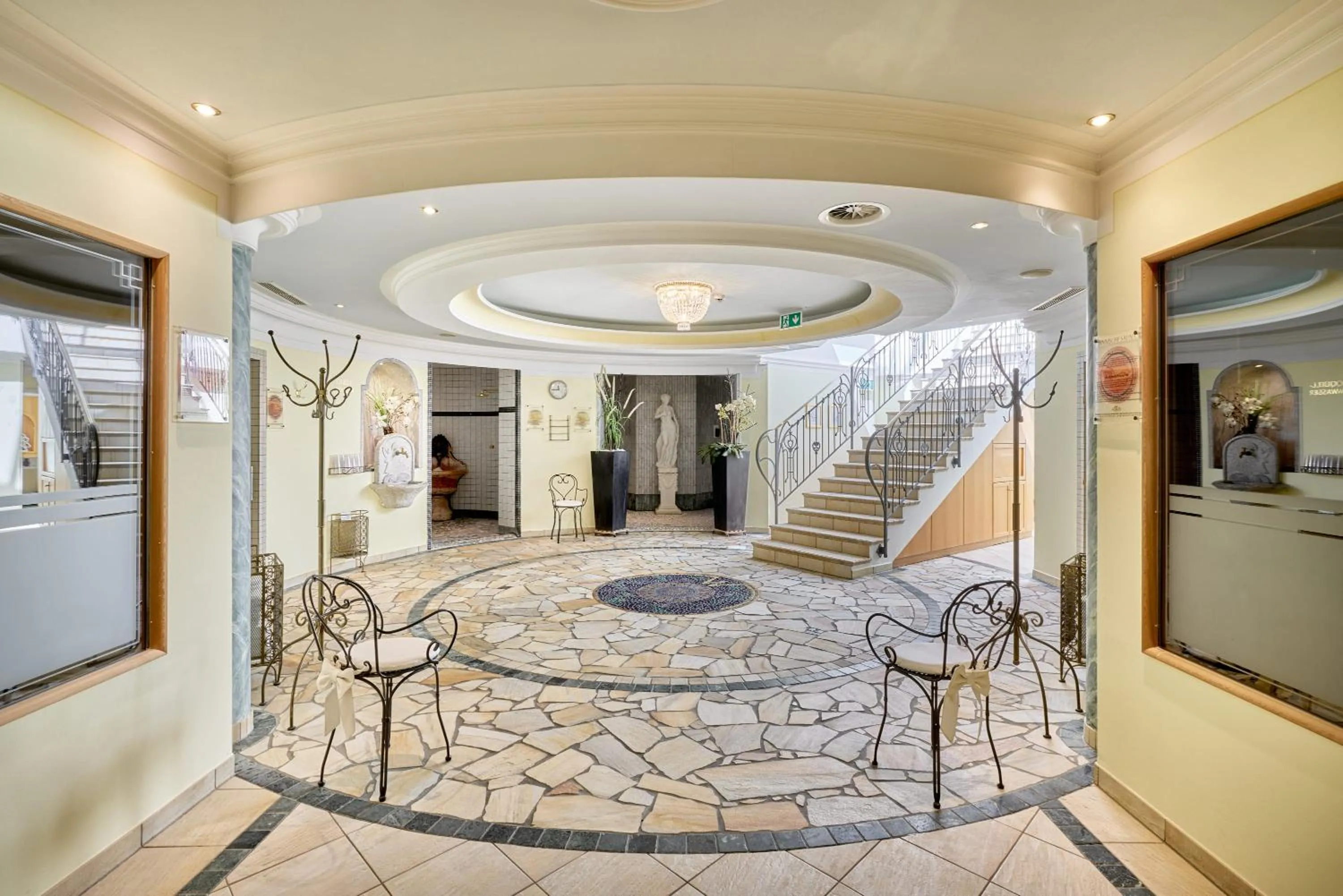 Spa and wellness centre/facilities in Wellness & Relax Hotel Milderer Hof