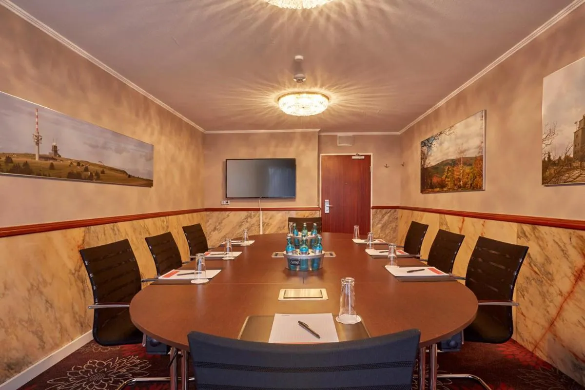 H4 Hotel Frankfurt Messe