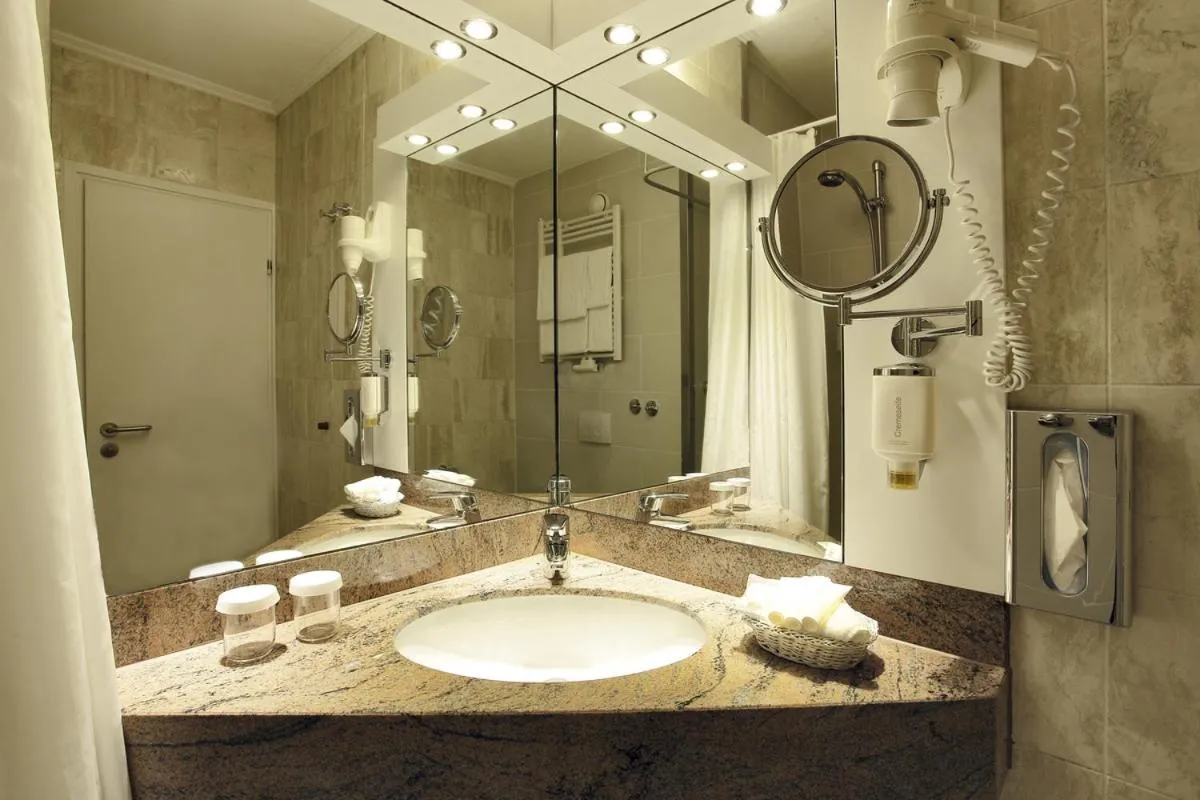 H4 Hotel Frankfurt Messe