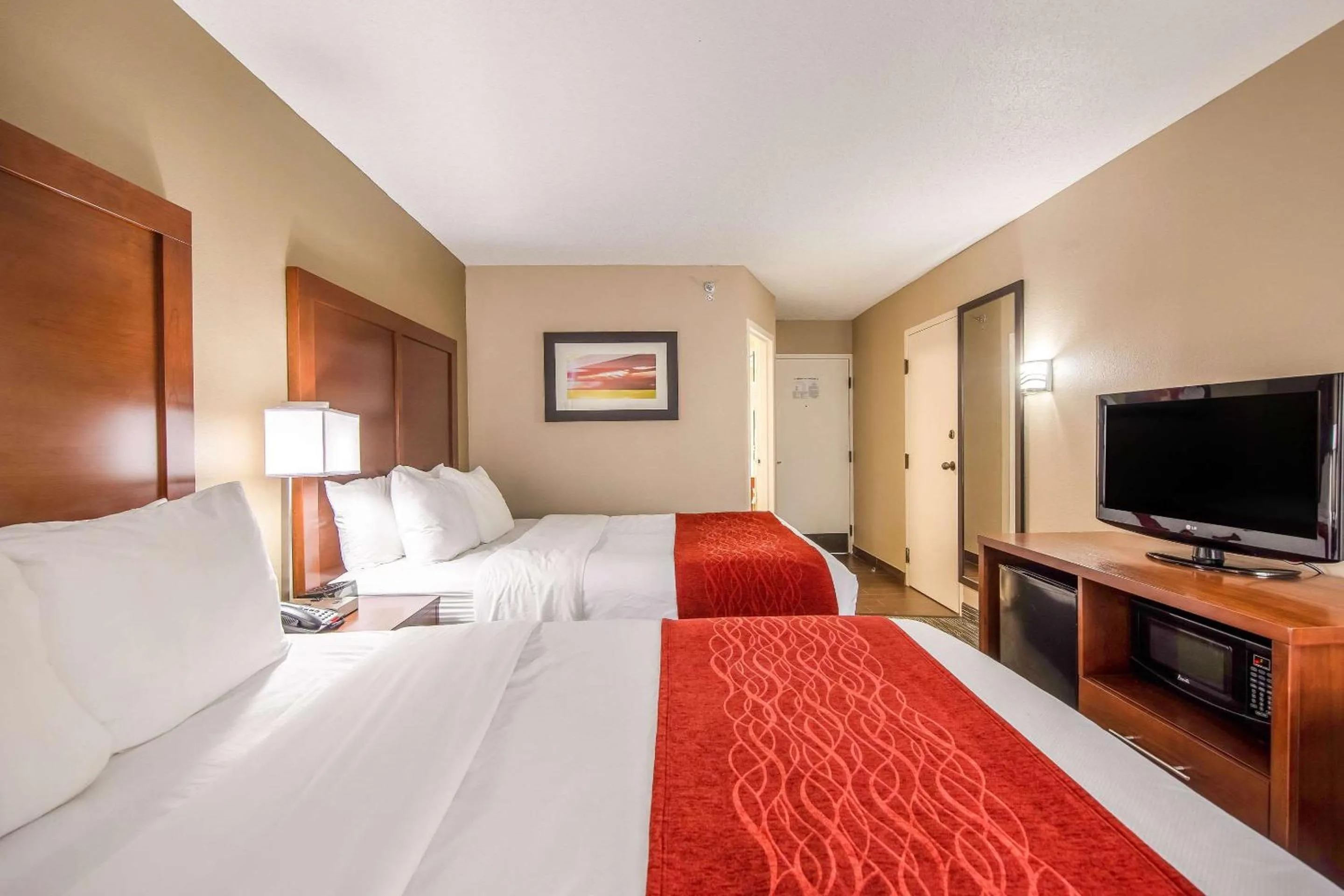 Queen Room with Two Queen Beds - Non-Smoking in Comfort Inn Greenville - Haywood Mall