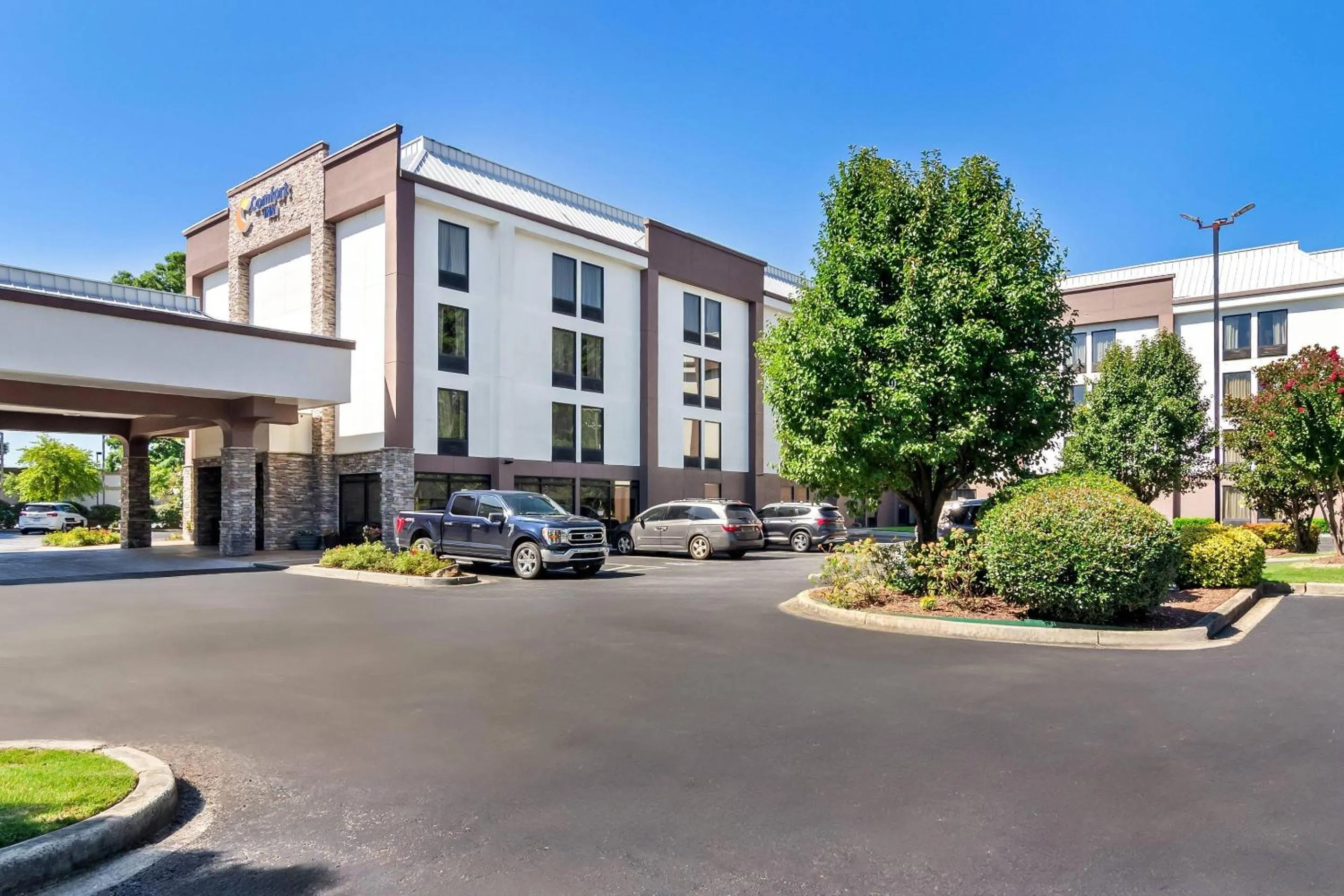 Property building in Comfort Inn Greenville - Haywood Mall