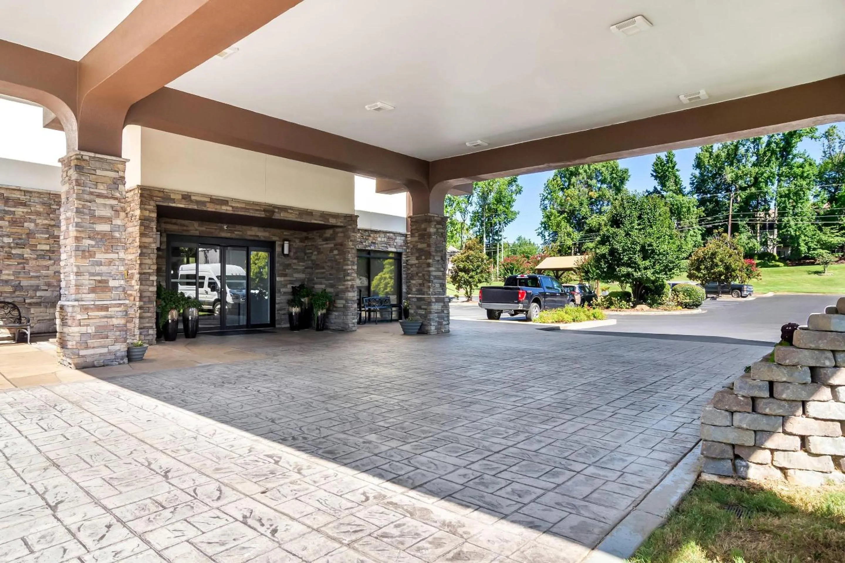 Property building in Comfort Inn Greenville - Haywood Mall