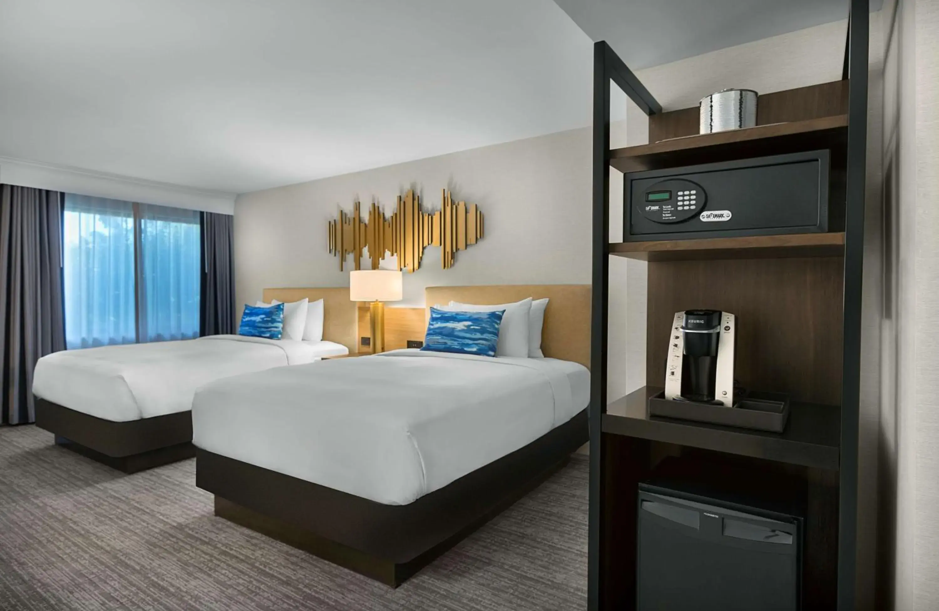 Preferred Two Queens - single occupancy - Pool View in Sonesta Silicon Valley Preferred Two Queens - single occupancy - Pool View in Sonesta Silicon Valley