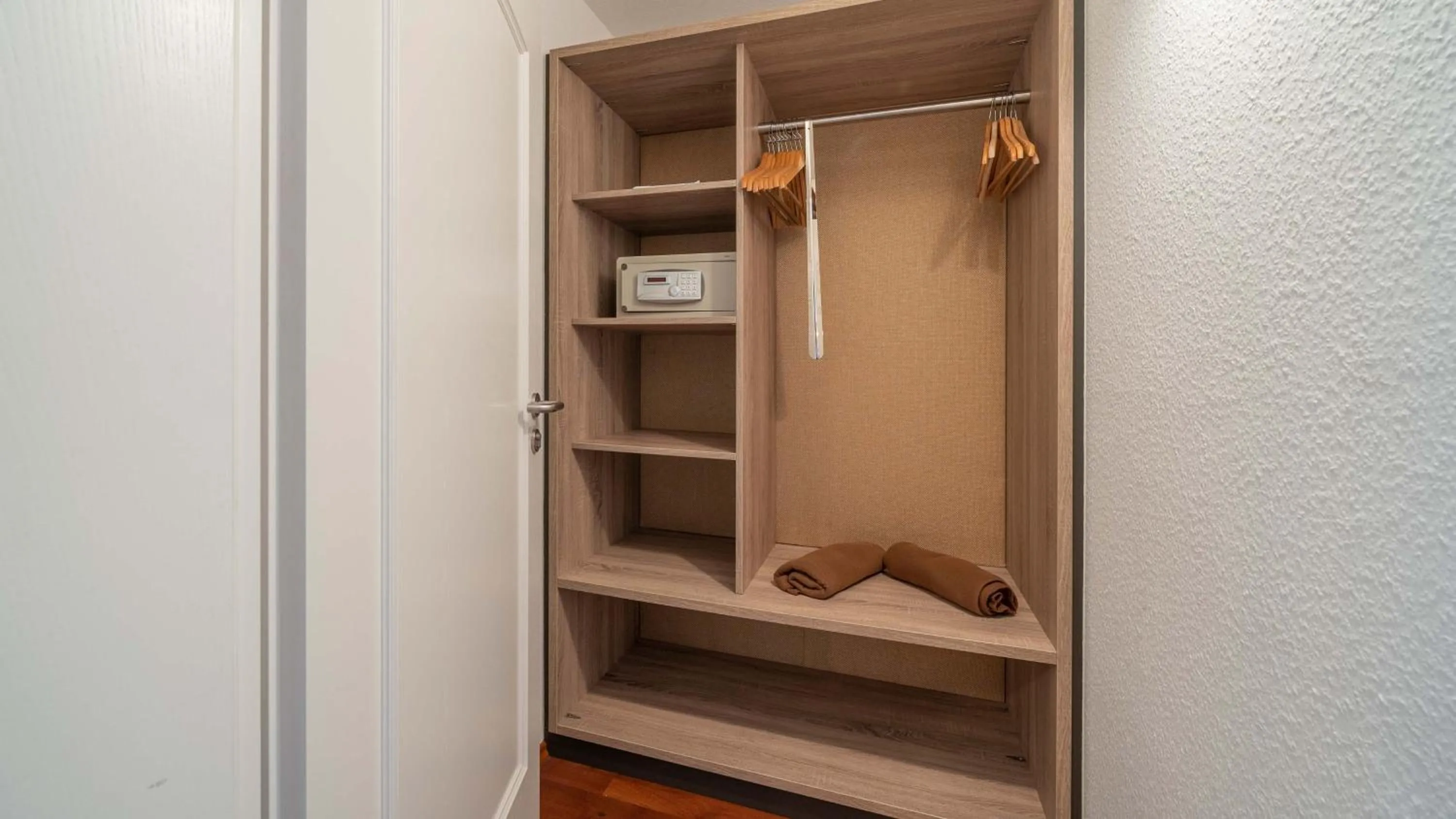 Photo of the whole room in Boutiquehotel zur Winzerstube - Adults Only