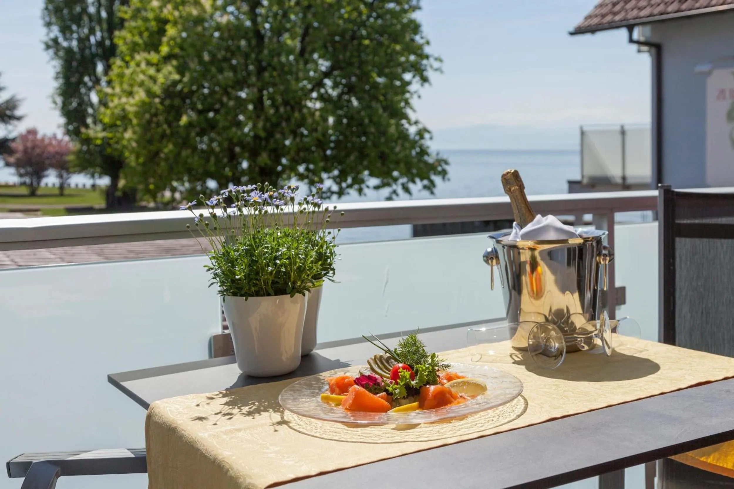 Lake view in Boutiquehotel zur Winzerstube - Adults Only