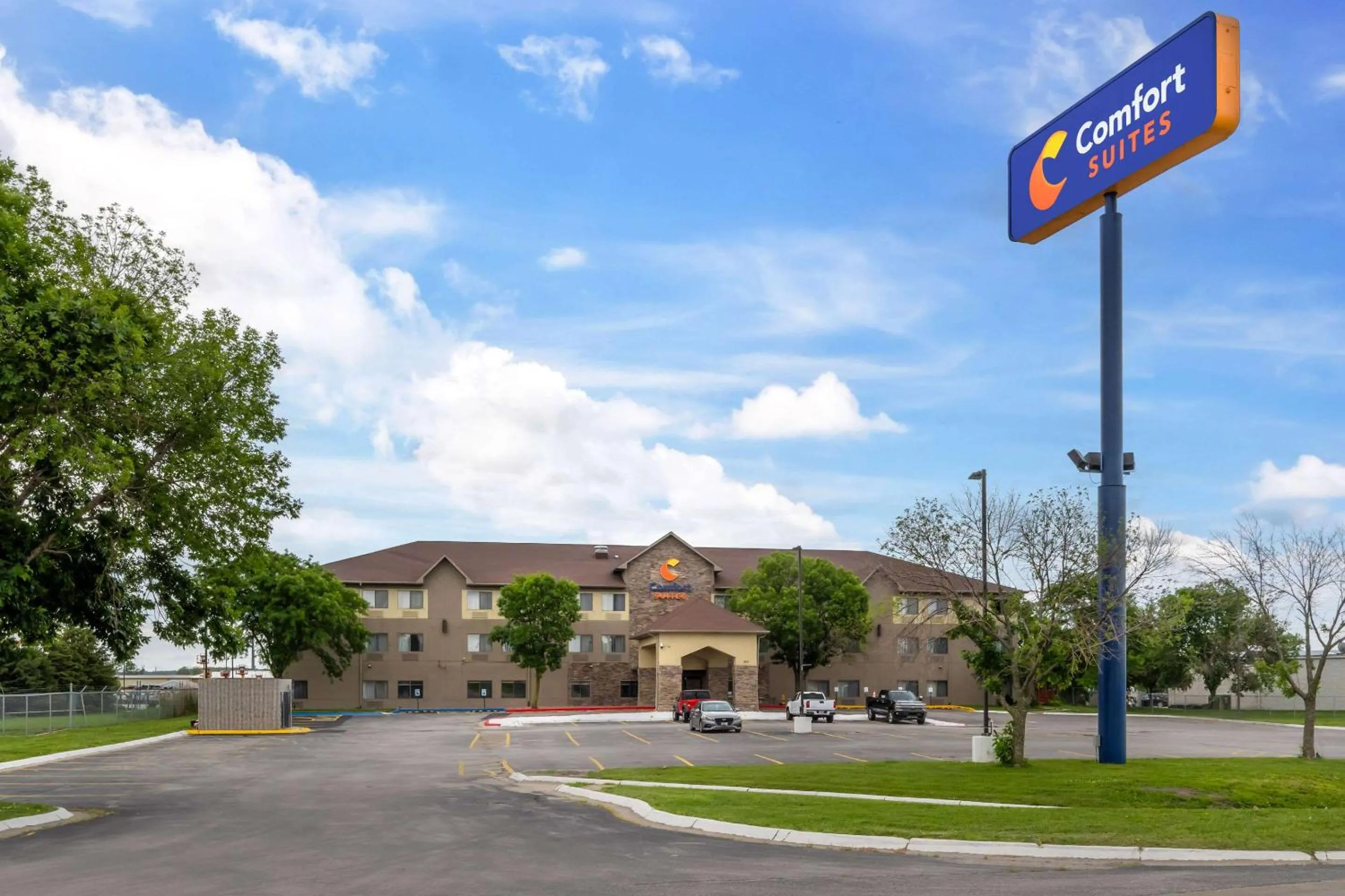 Property building in Comfort Suites Omaha East-Council Bluffs