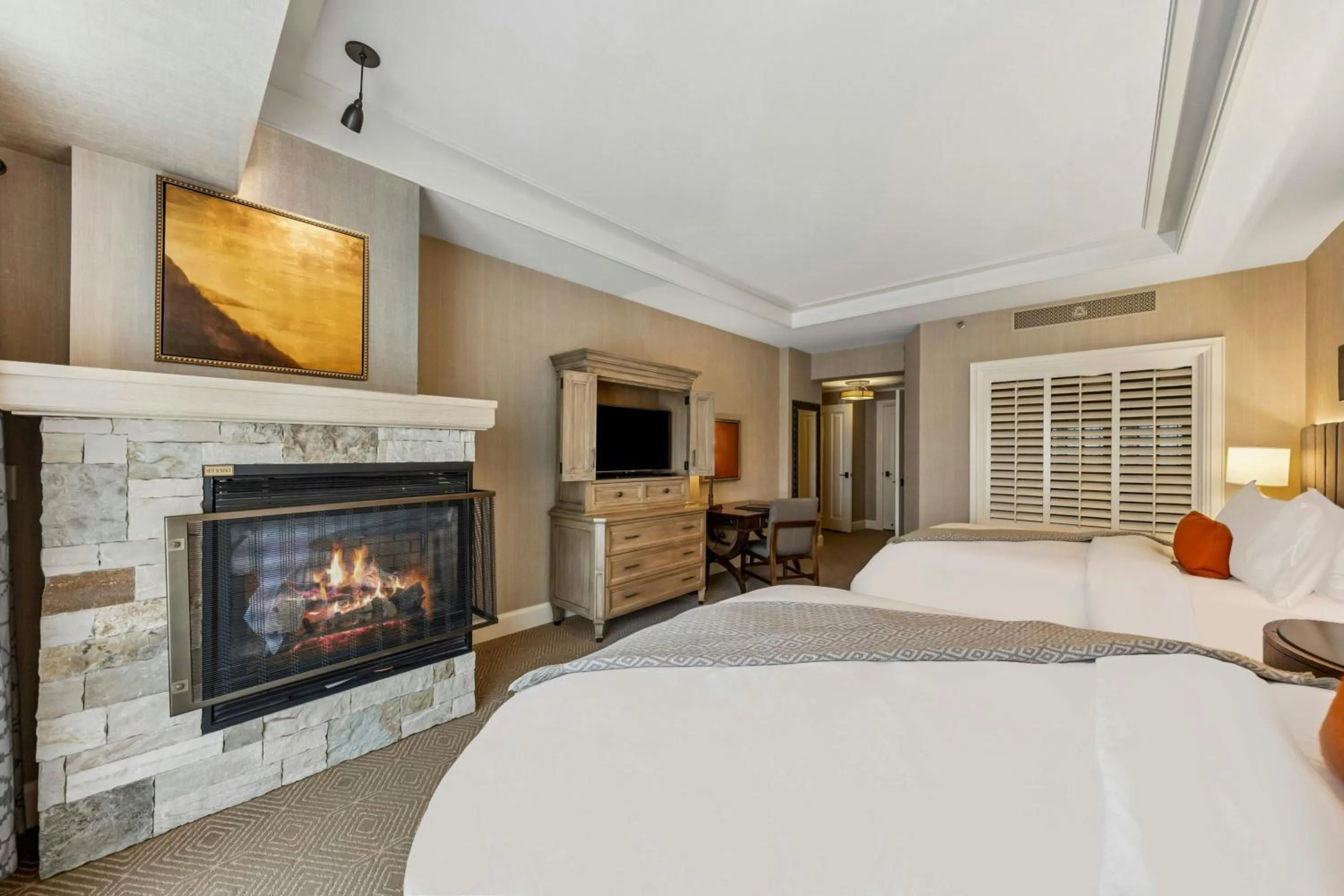 Bedroom, Bed in St. Regis Deer Valley
