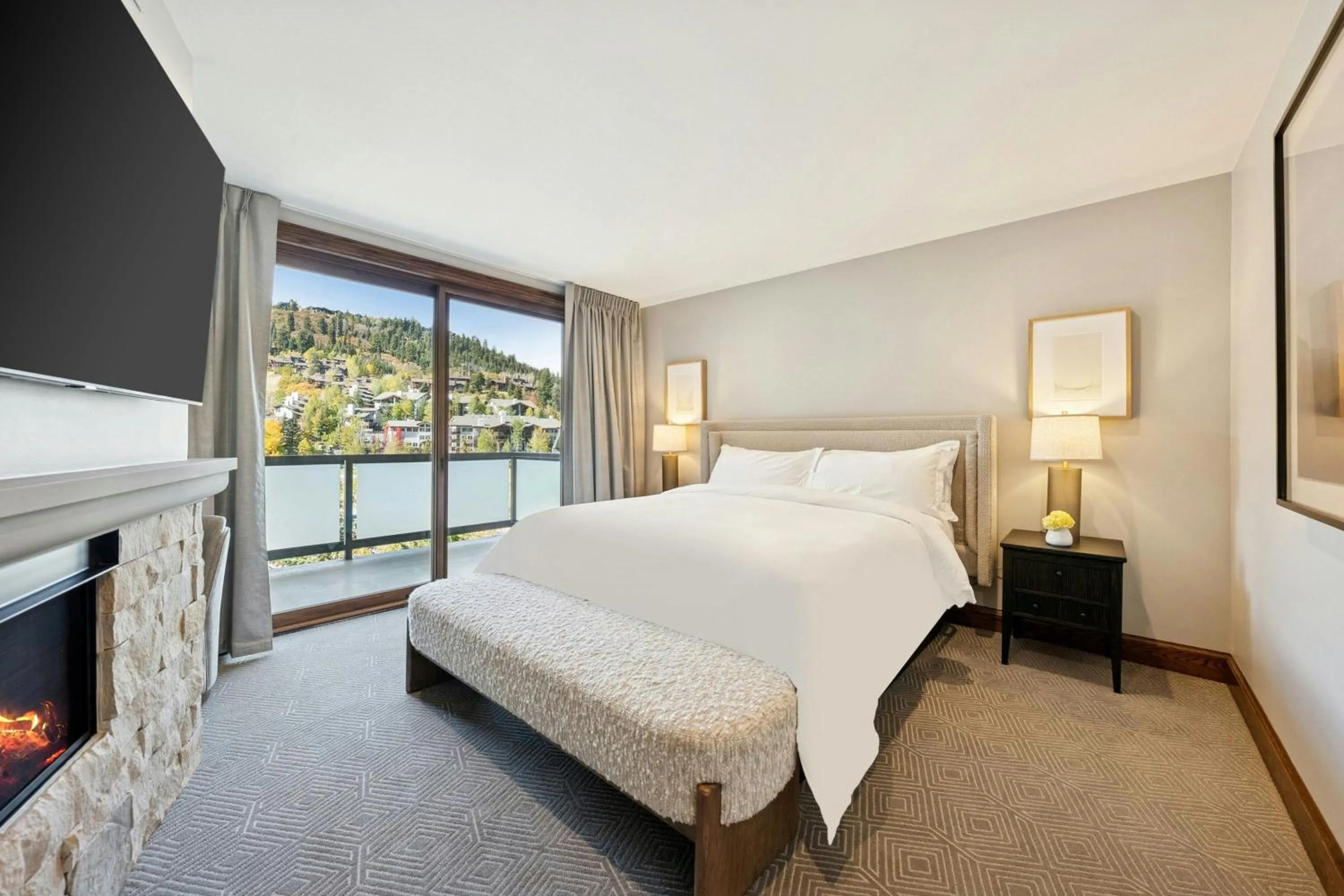 Bedroom, Bed in St. Regis Deer Valley