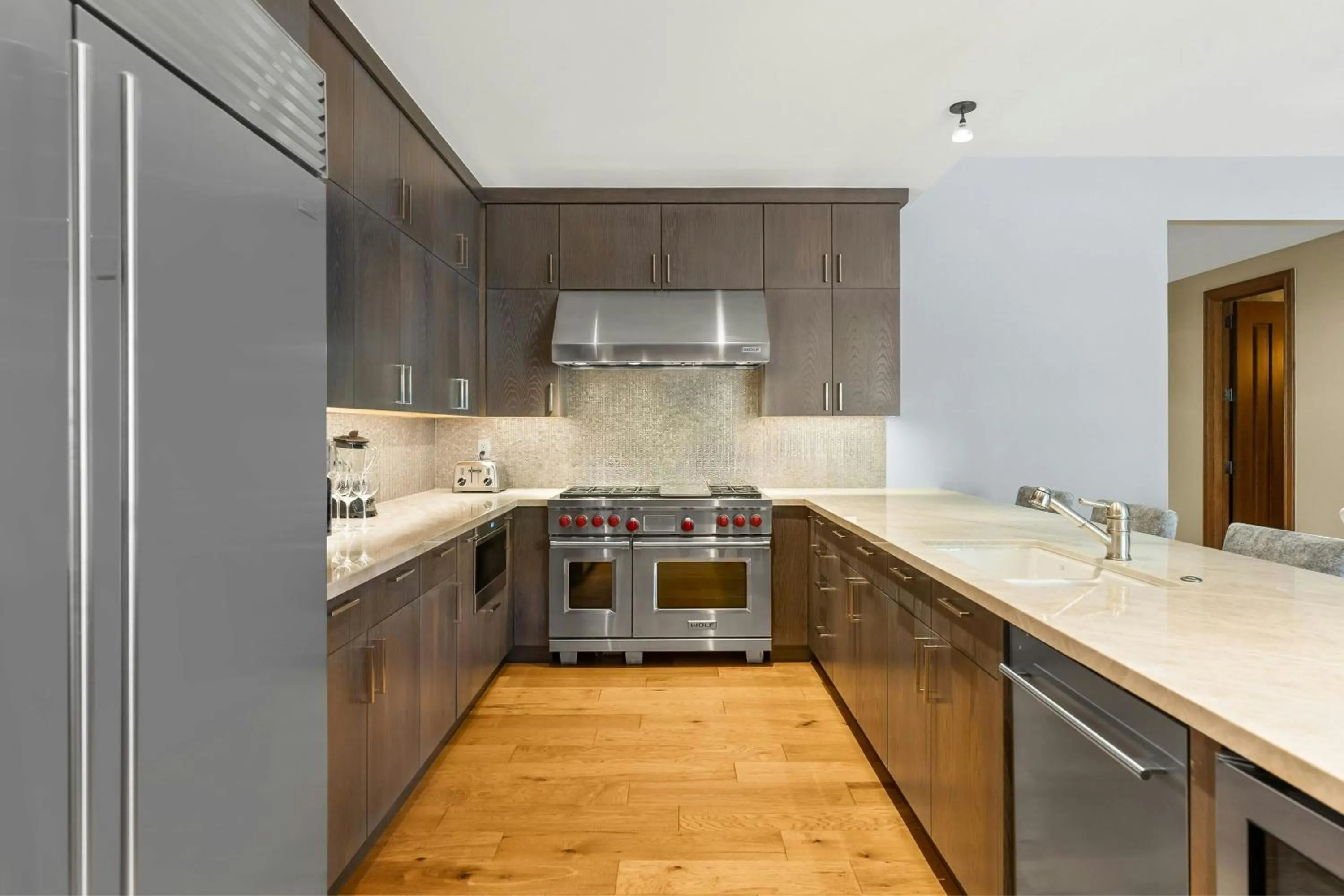 Kitchen or kitchenette in St. Regis Deer Valley