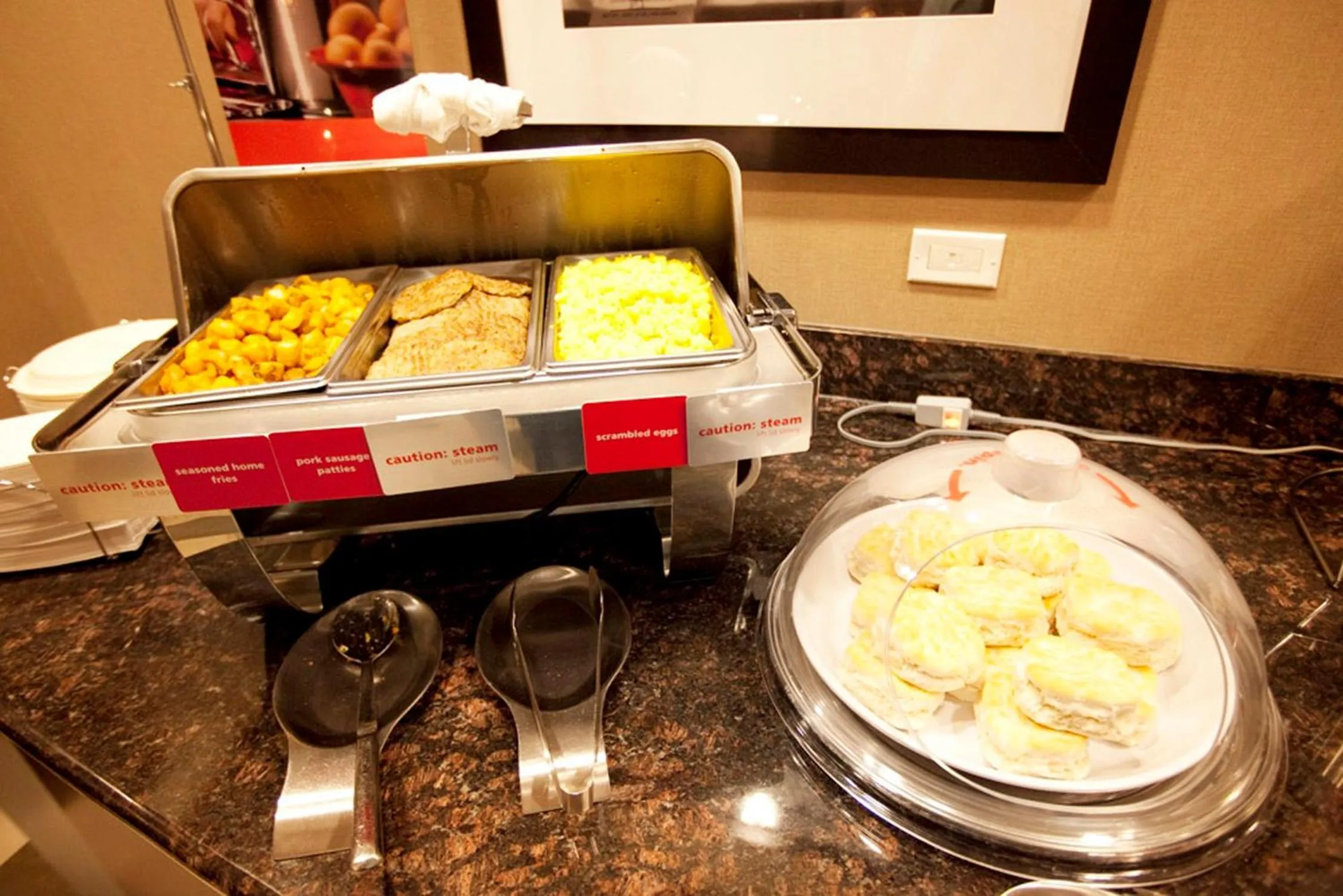 Breakfast in Hampton Inn & Suites by Hilton Seattle/Kent