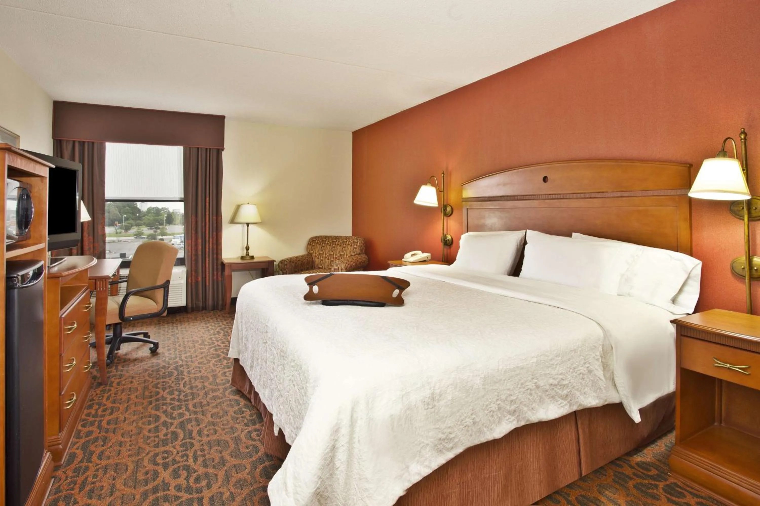 Bed in Baymont by Wyndham Boston Heights/Hudson