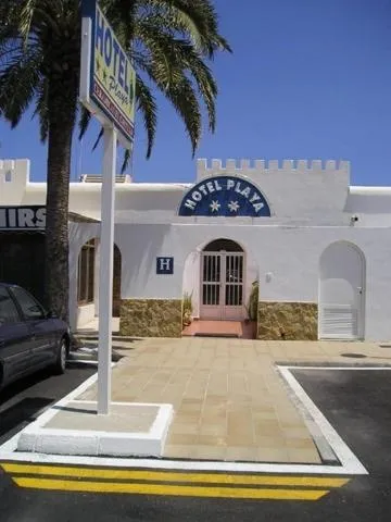 Facade/entrance in Hotel Playa