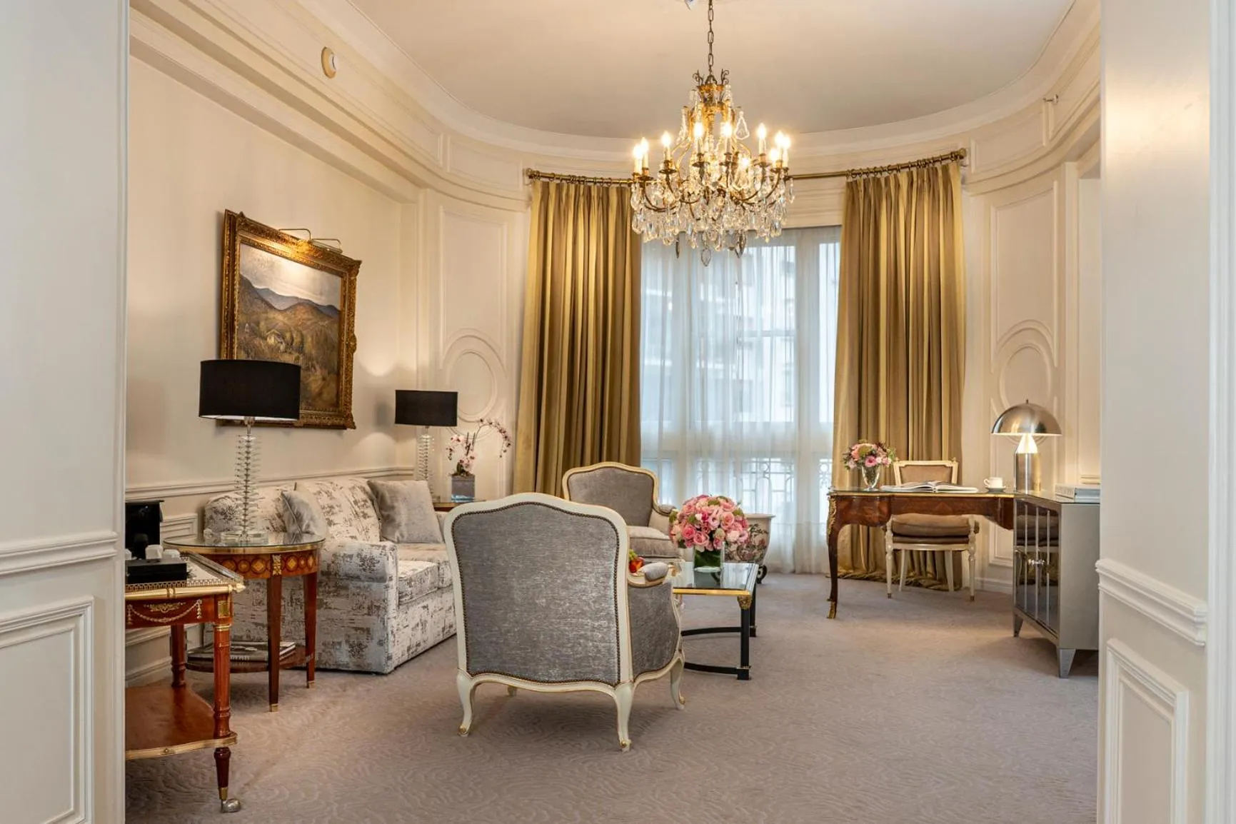 Seating area in Alvear Palace Hotel - Leading Hotels of the World
