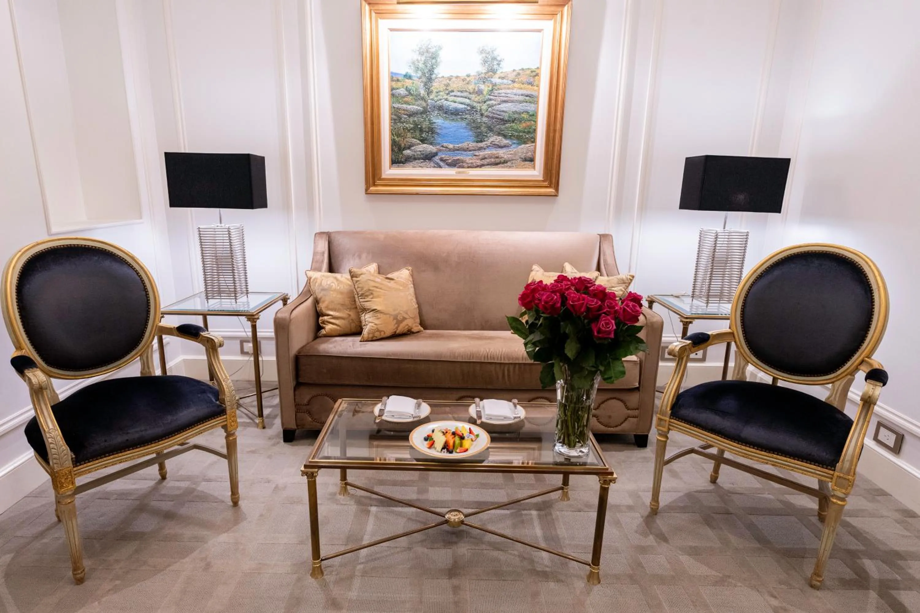 Living room in Alvear Palace Hotel - Leading Hotels of the World