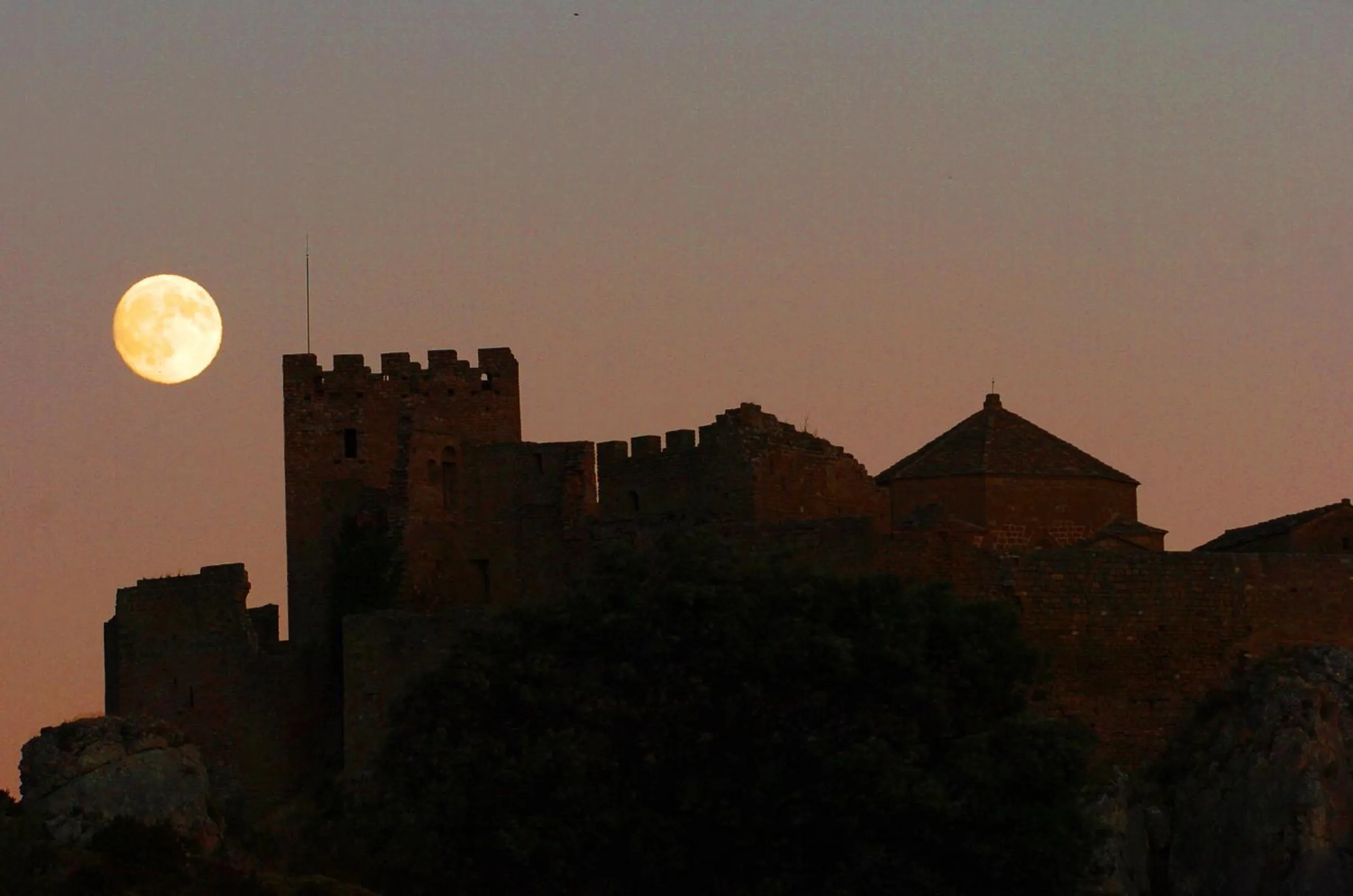 Night in El Corral De Concilio