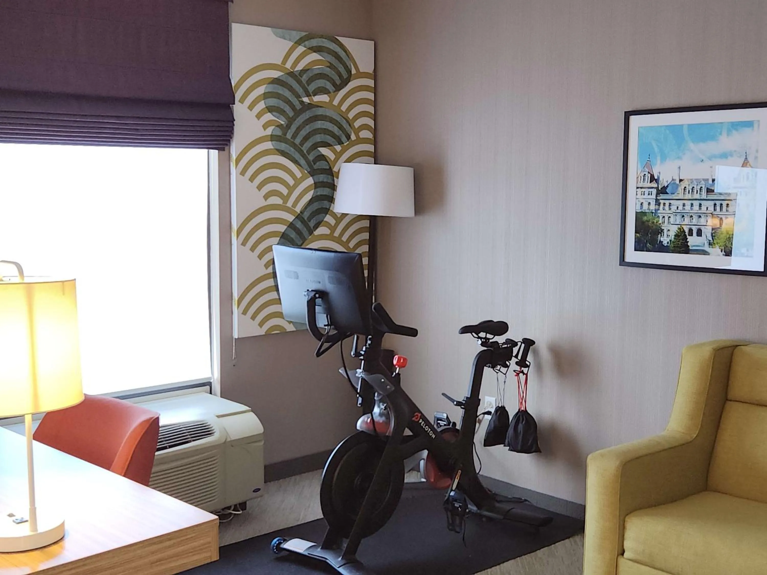 Bedroom in Hampton Inn & Suites Albany-Airport