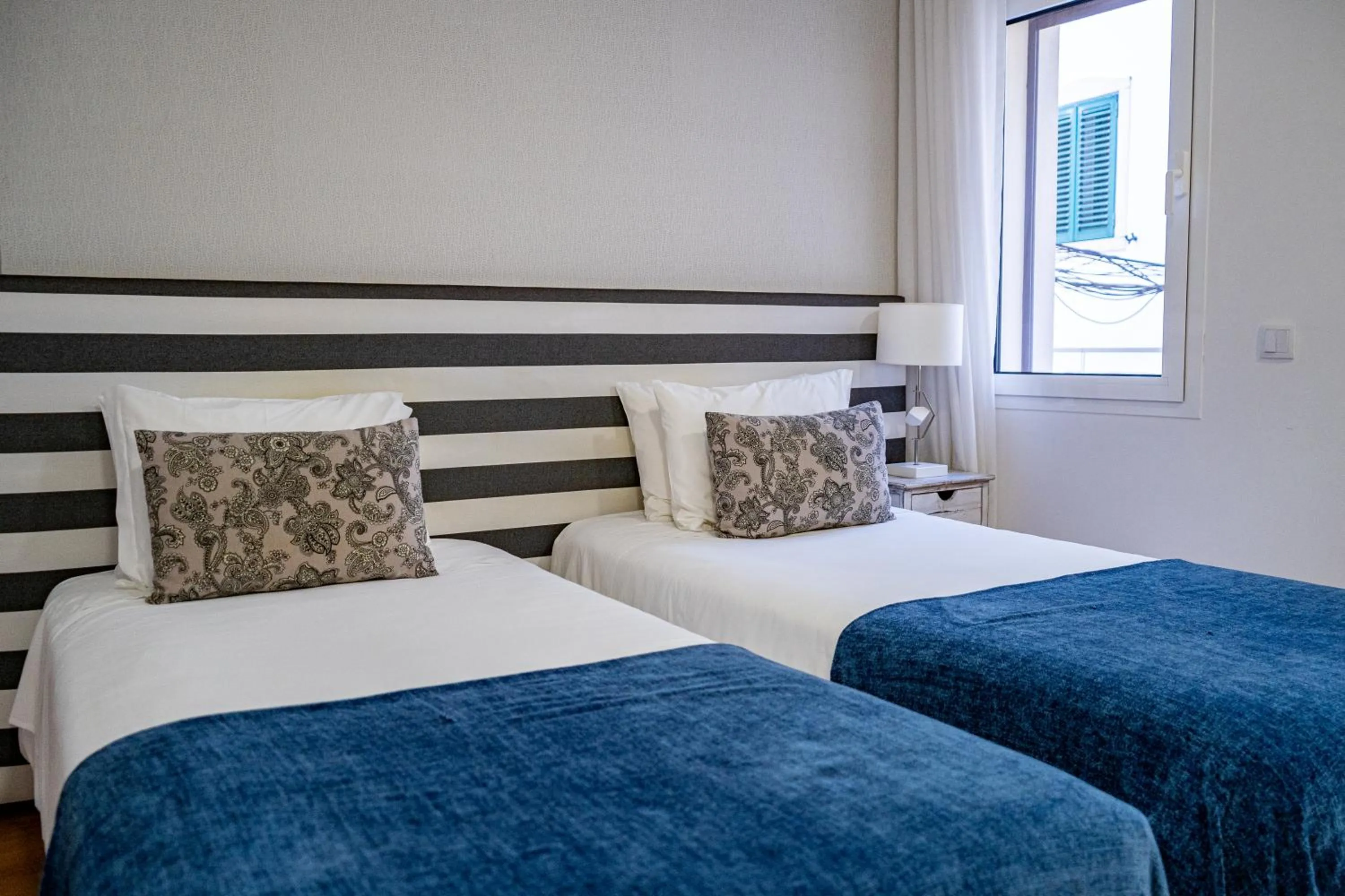 Bed in By the Sea - Nazaré