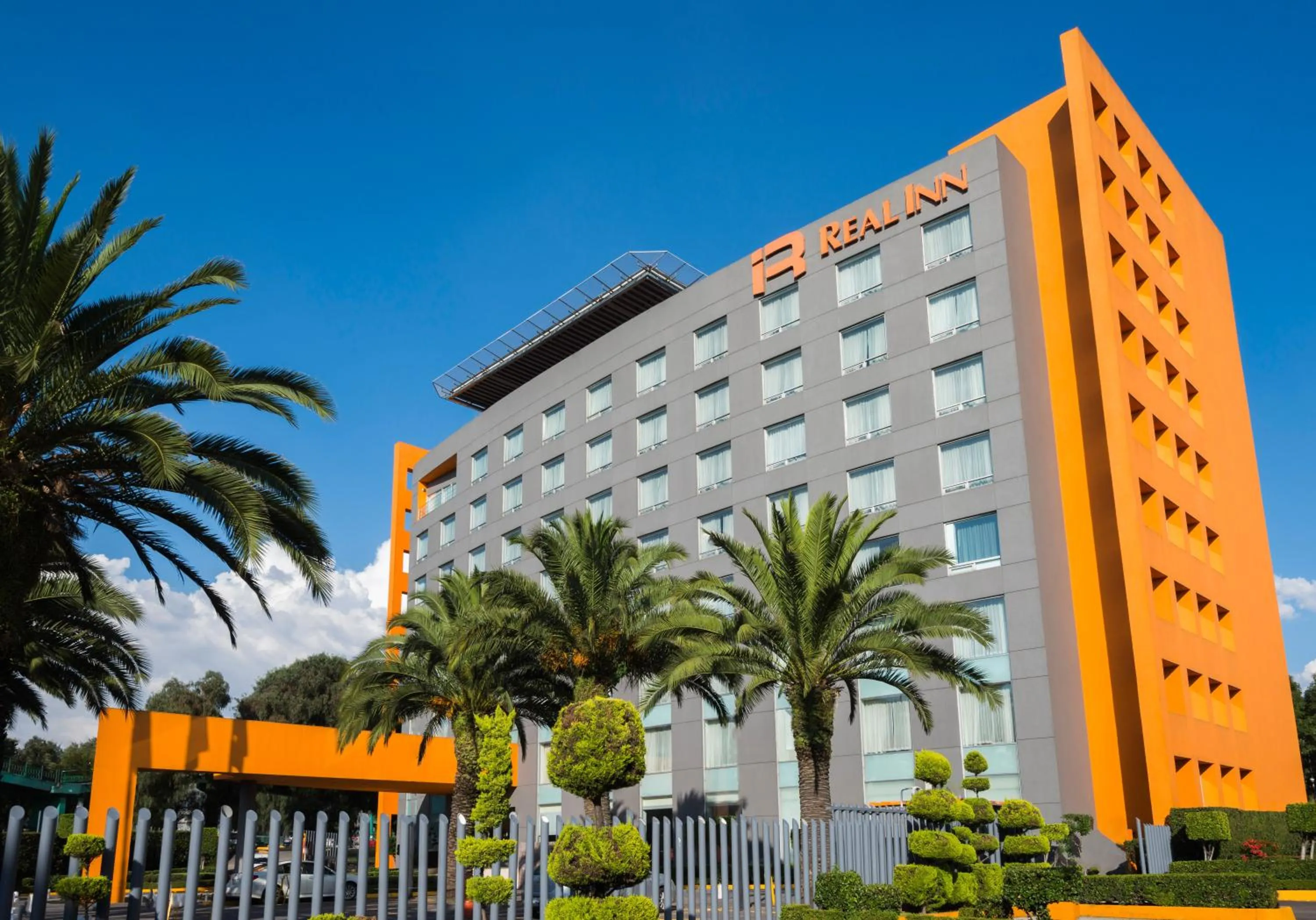 Property building in Real Inn Perinorte