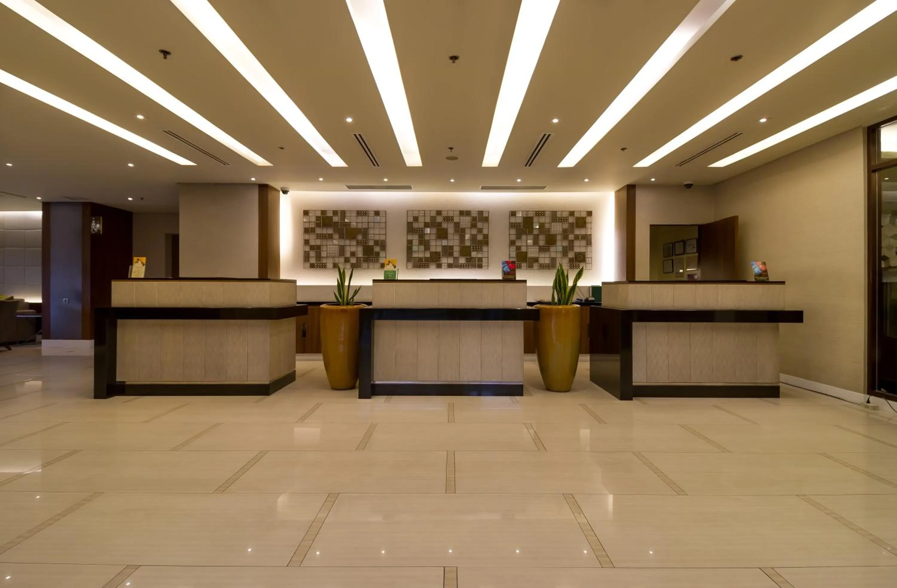 Lobby or reception in Hotel Benilde Maison De La Salle