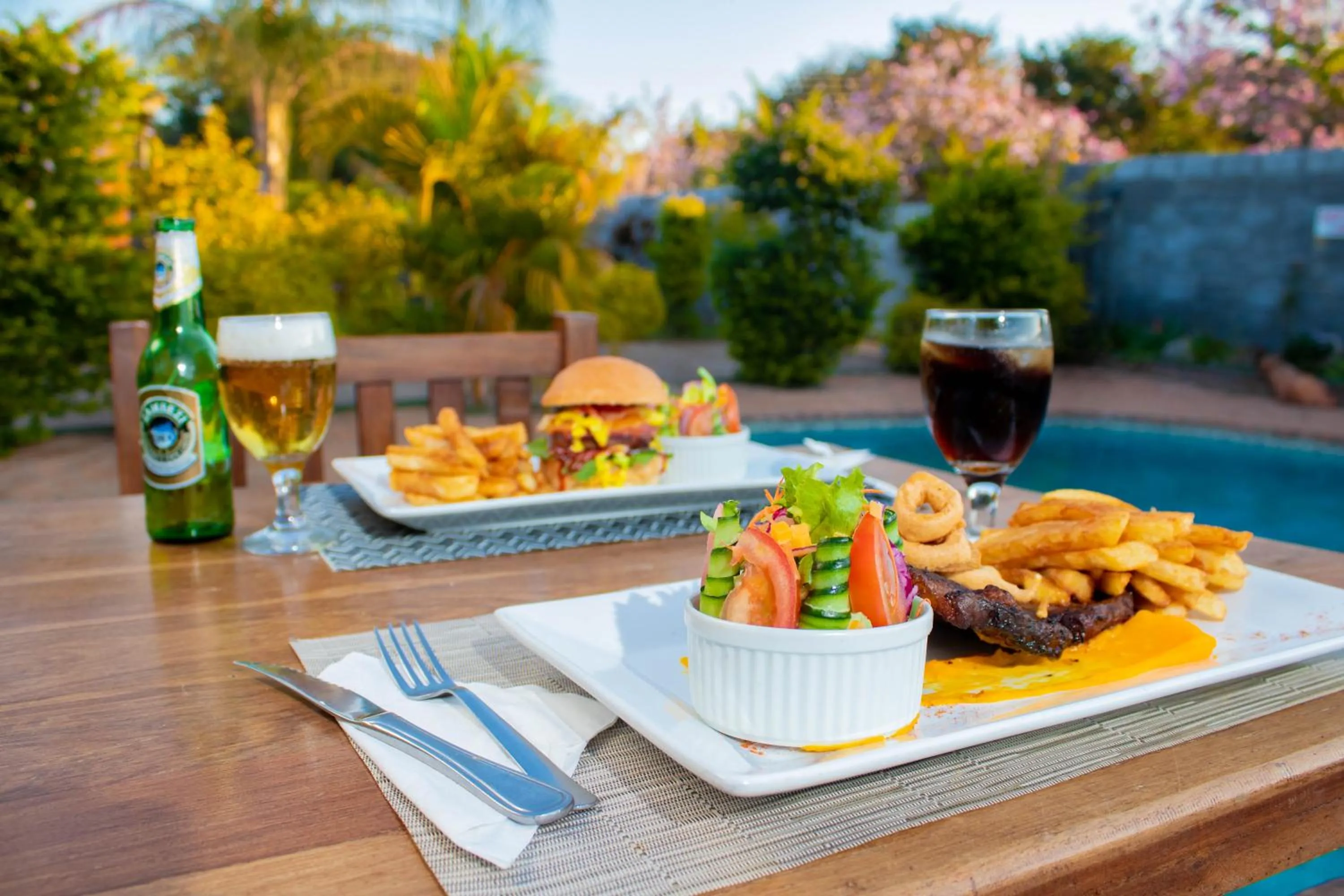 Food and drinks in Dzimbahwe Guest Lodge