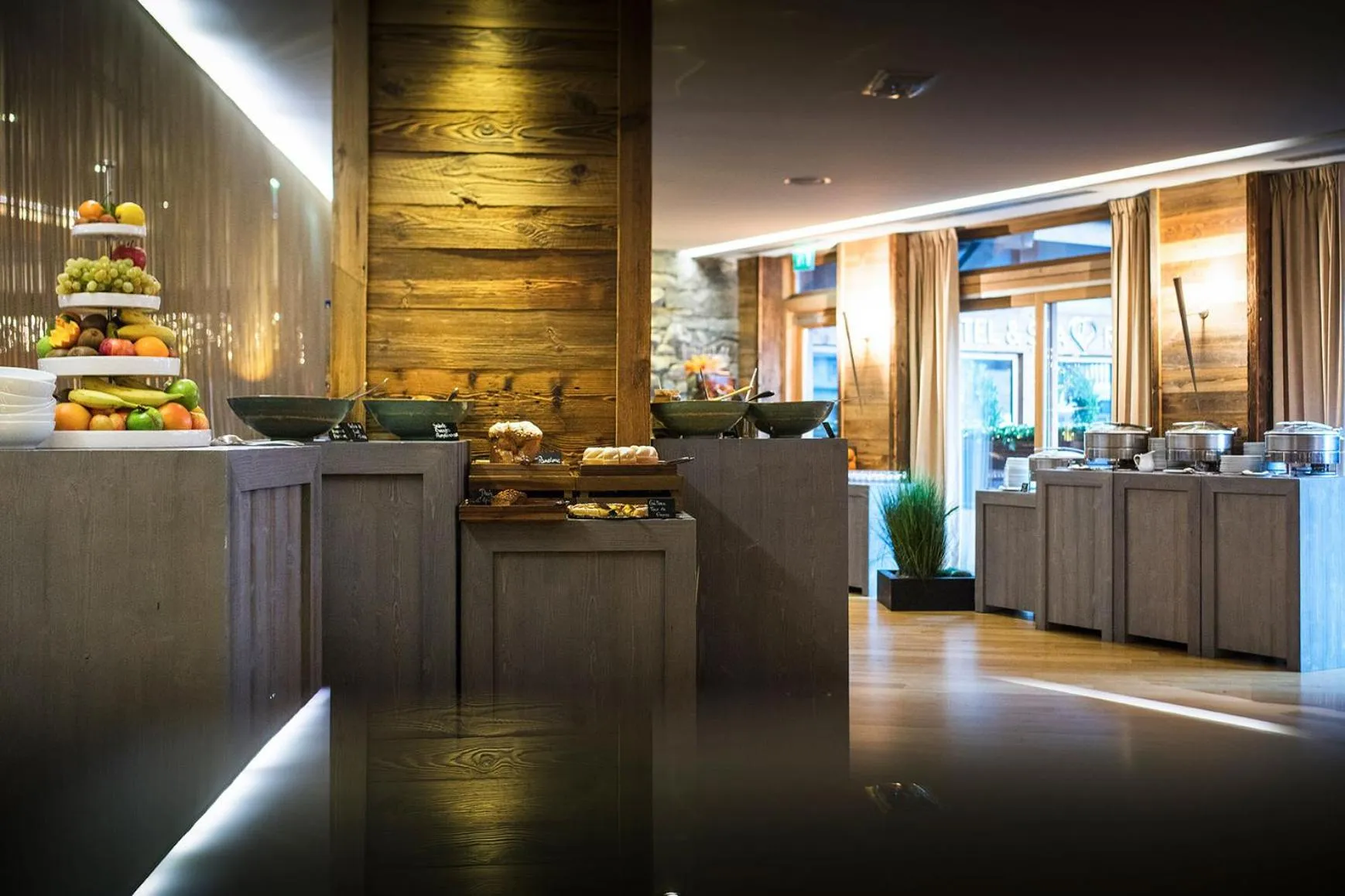 Restaurant/places to eat in Au Coeur du Village