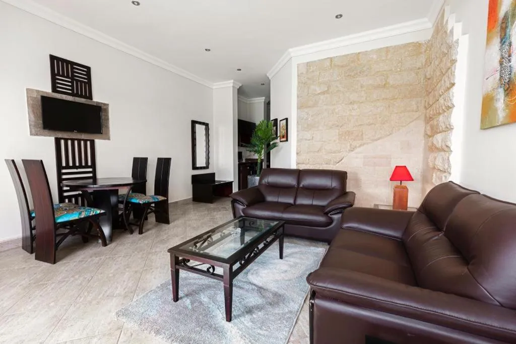 Living room in Golden Ocean Marina Hotel