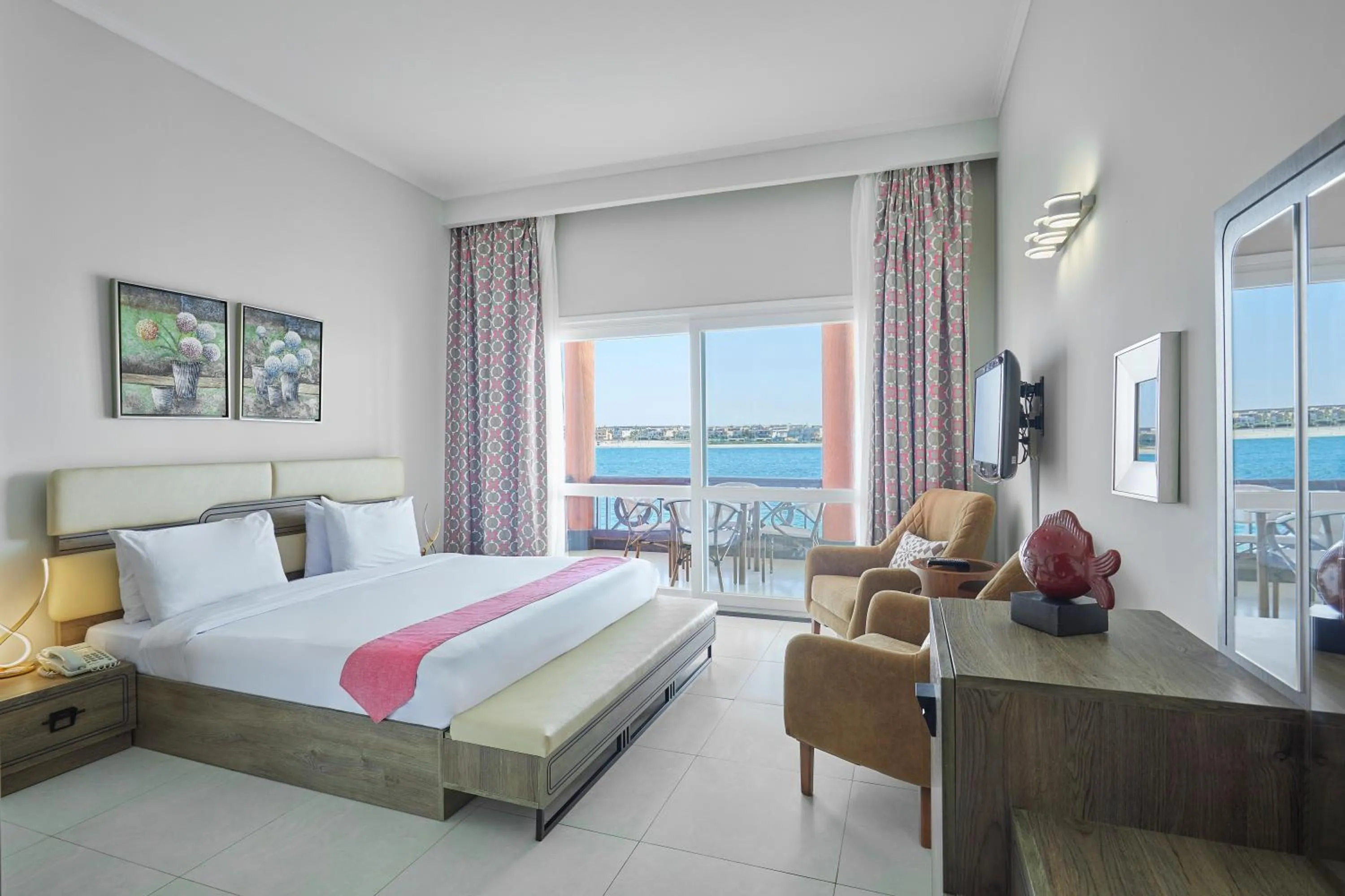 Golden Ocean Marina Hotel