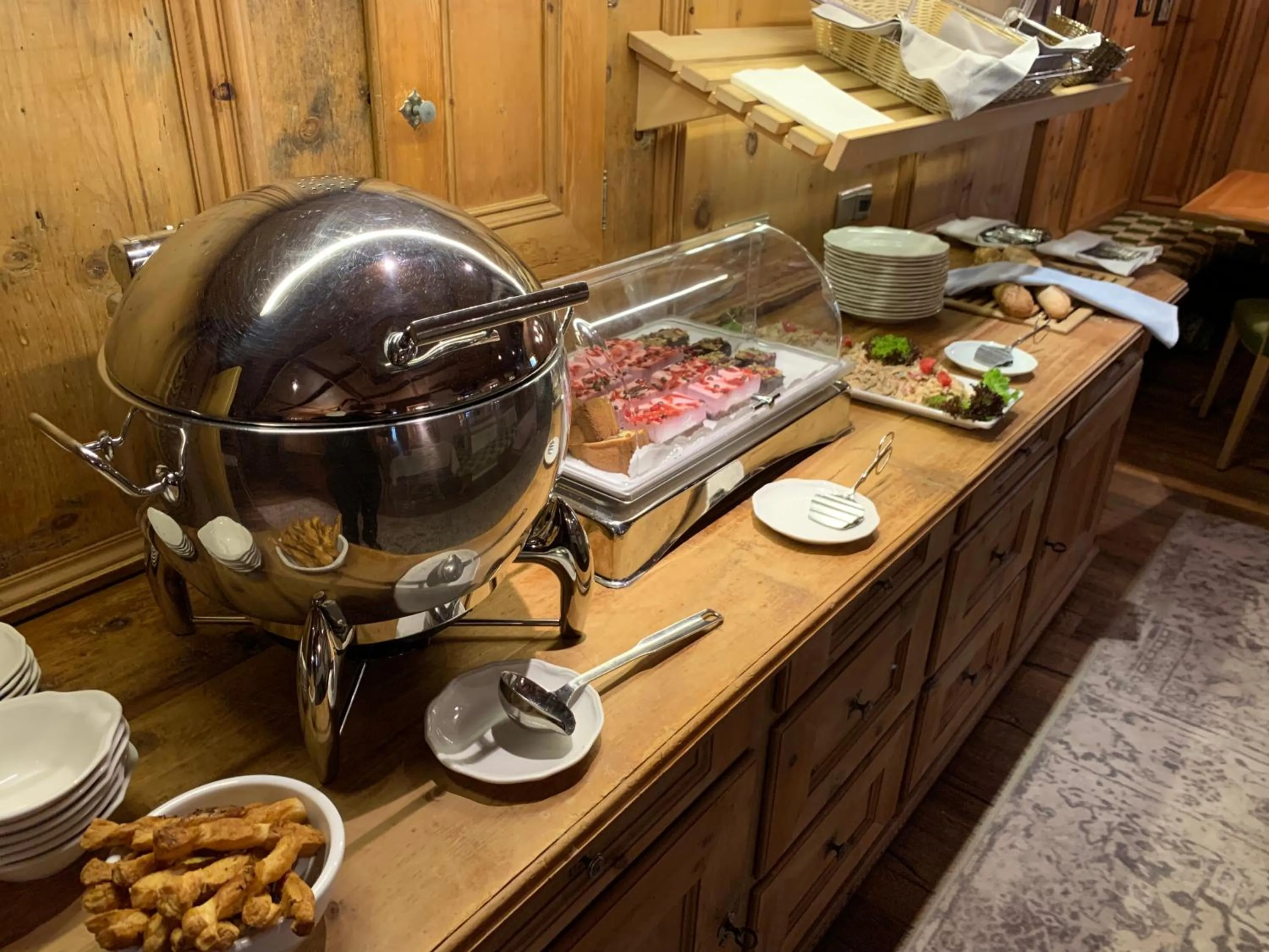 Restaurant/places to eat in Hotel Piz Buin