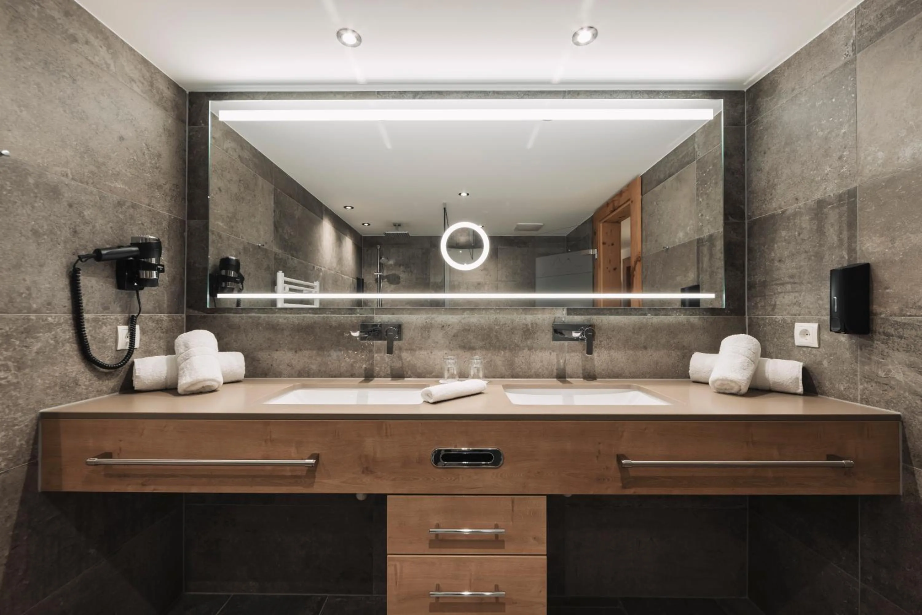 Bathroom in Hotel Piz Buin