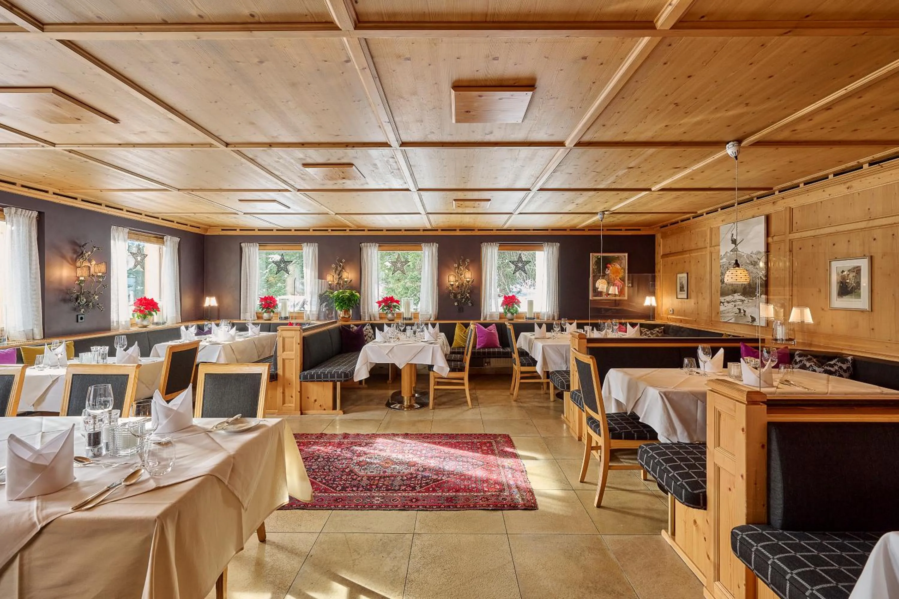 Restaurant/places to eat in Hotel Petersboden