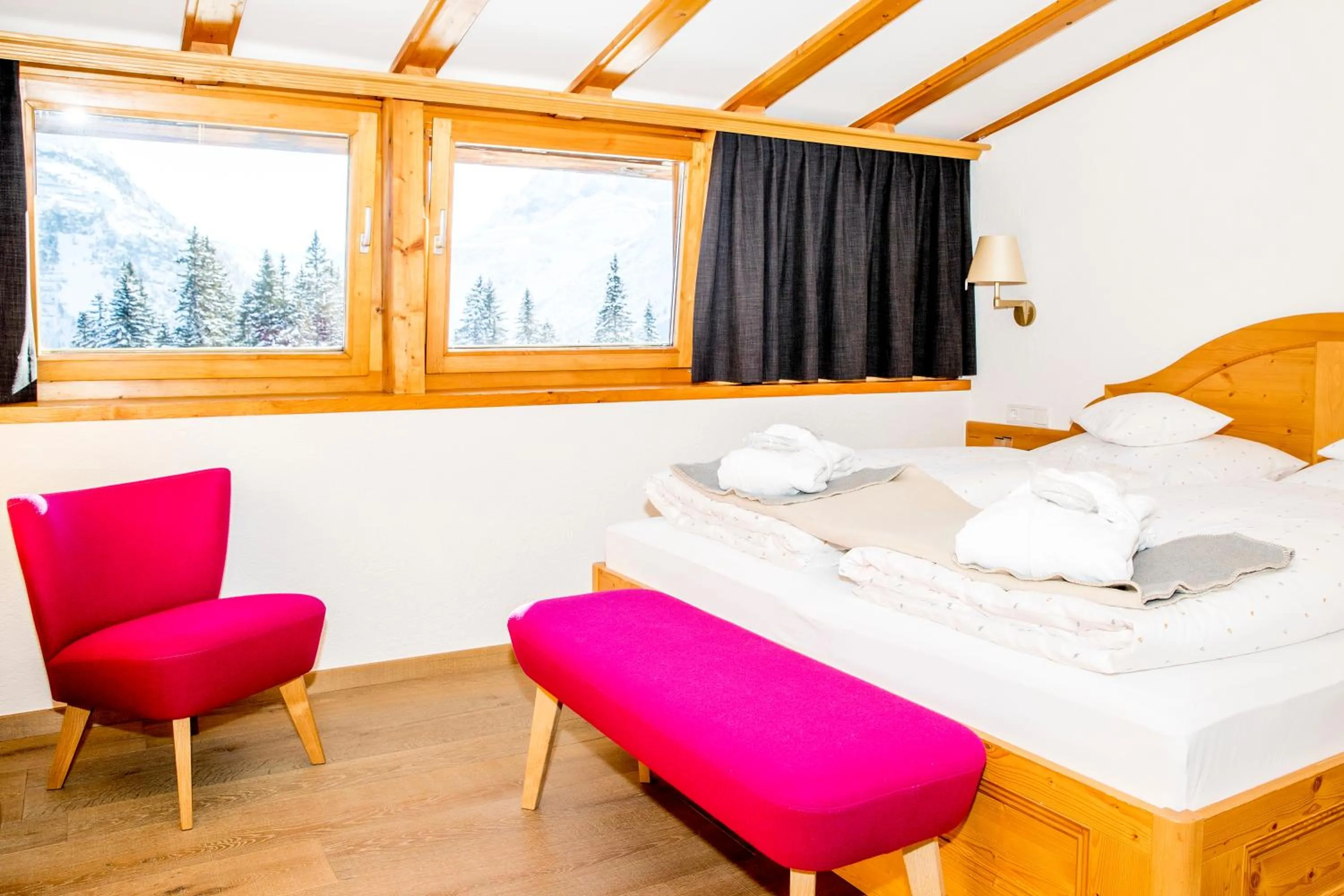 Seating area, Bed in Hotel Petersboden