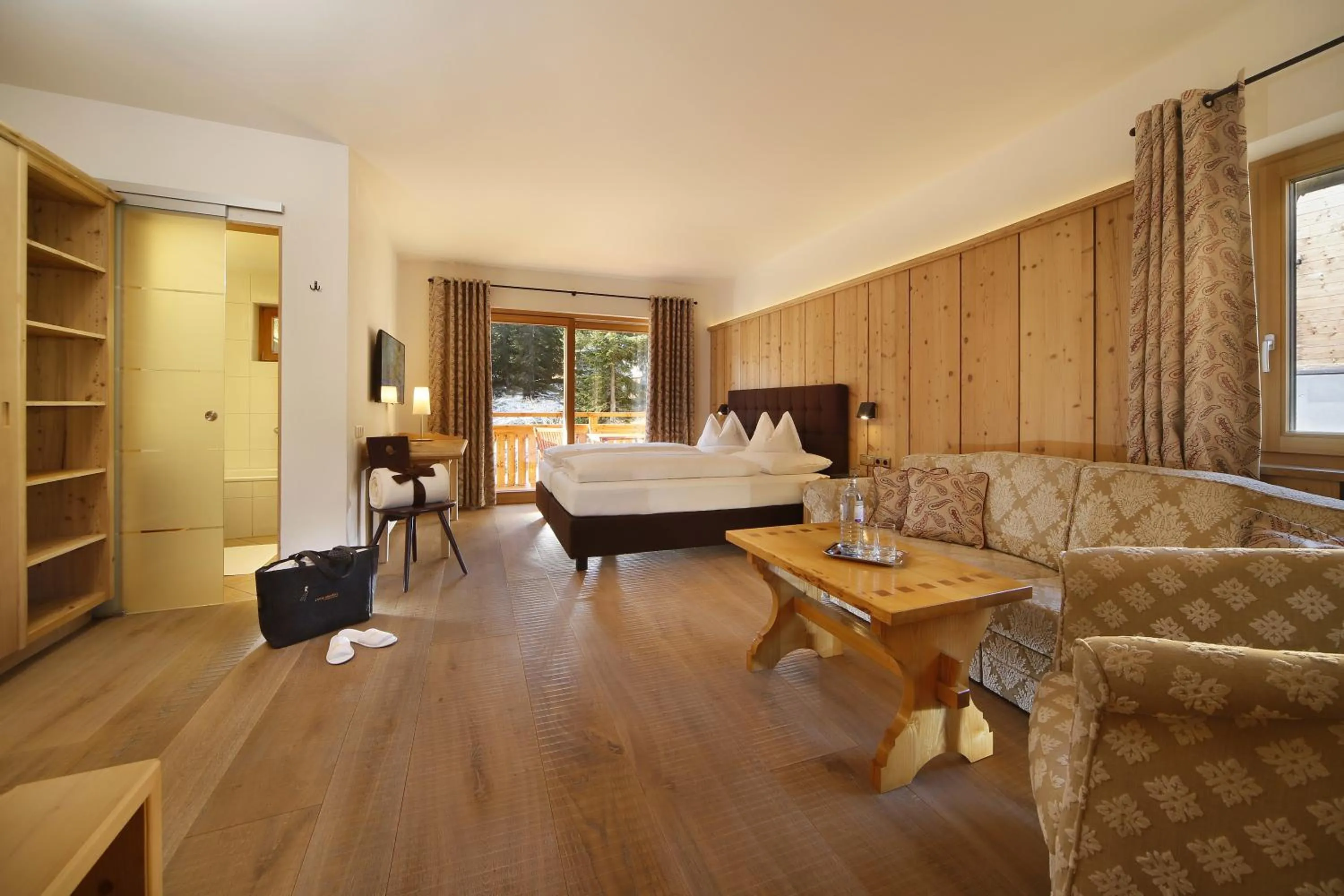 Restaurant/places to eat in Hotel Petersboden