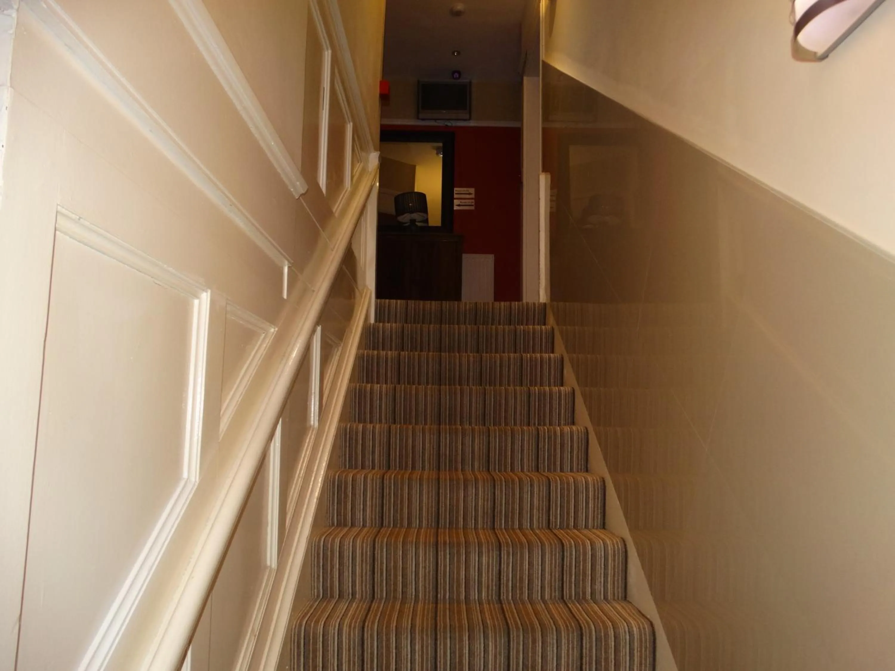 The Bull and Bush Hotel Kingston