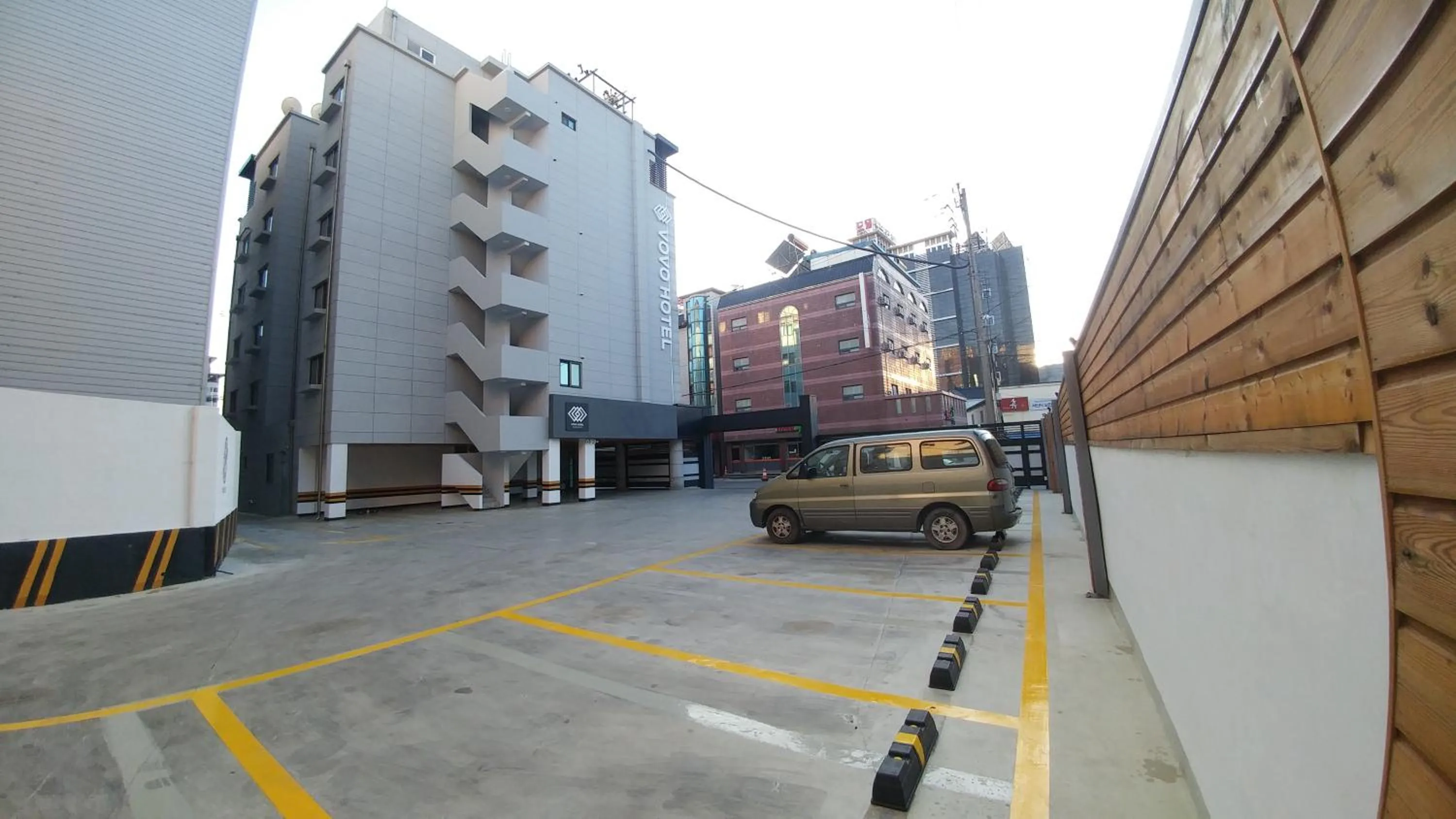 Property building in Vovo Hotel