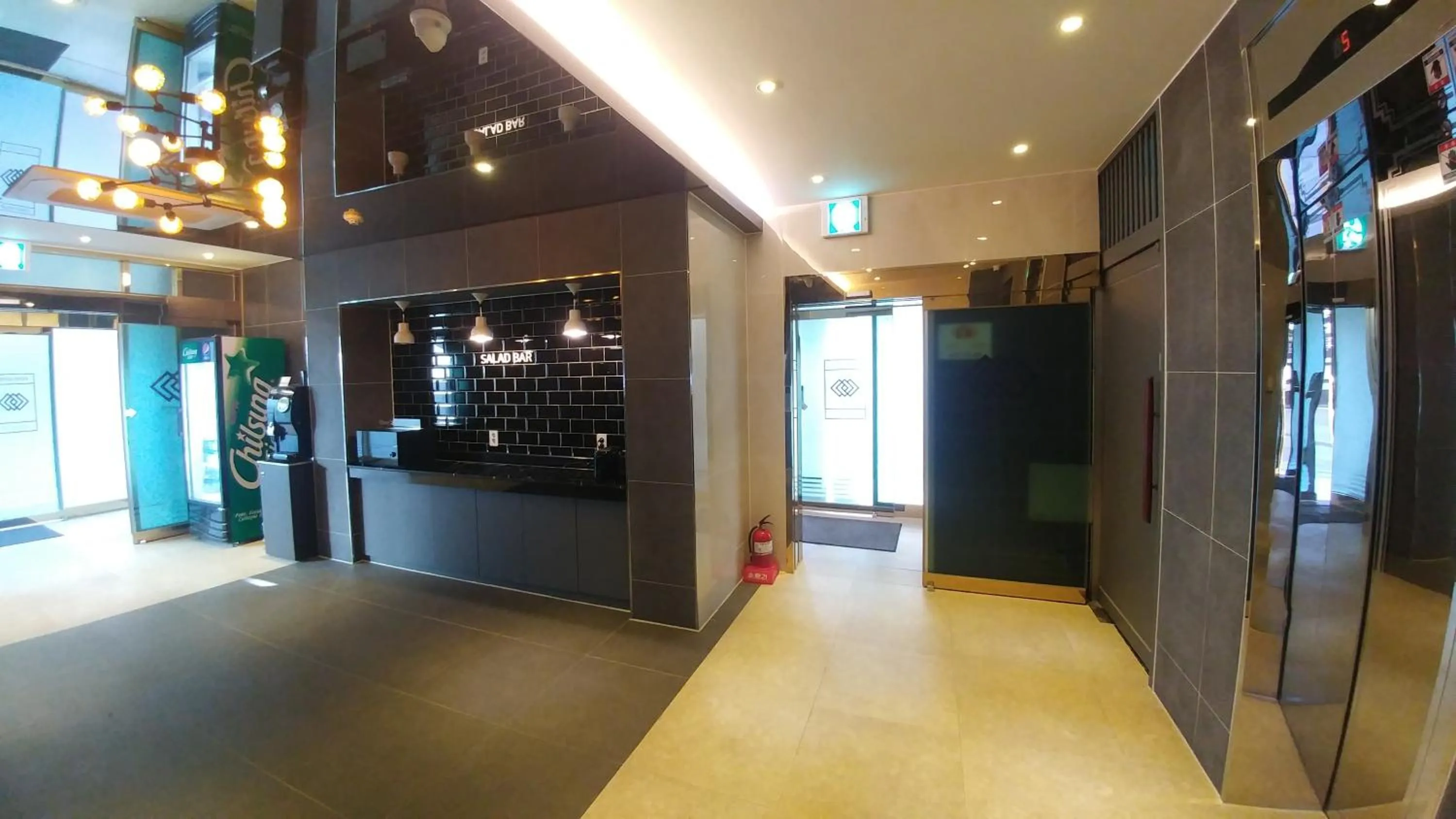 Lounge or bar in Vovo Hotel