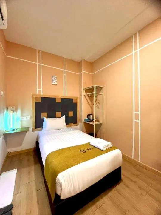 Bed in S8 Boutique Hotel near KLIA 1 & KLIA 2