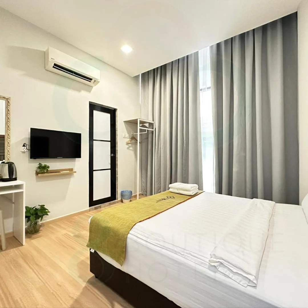 Bed in S8 Boutique Hotel near KLIA 1 & KLIA 2