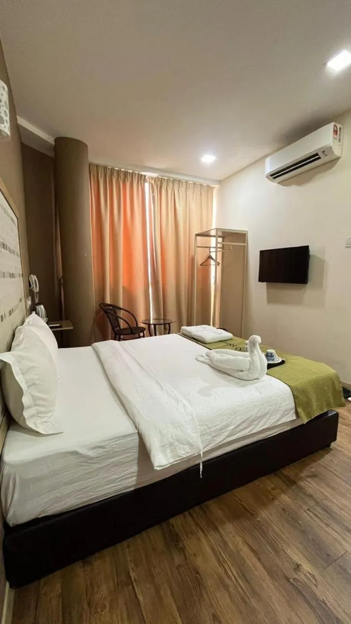Bed in S8 Boutique Hotel near KLIA 1 & KLIA 2