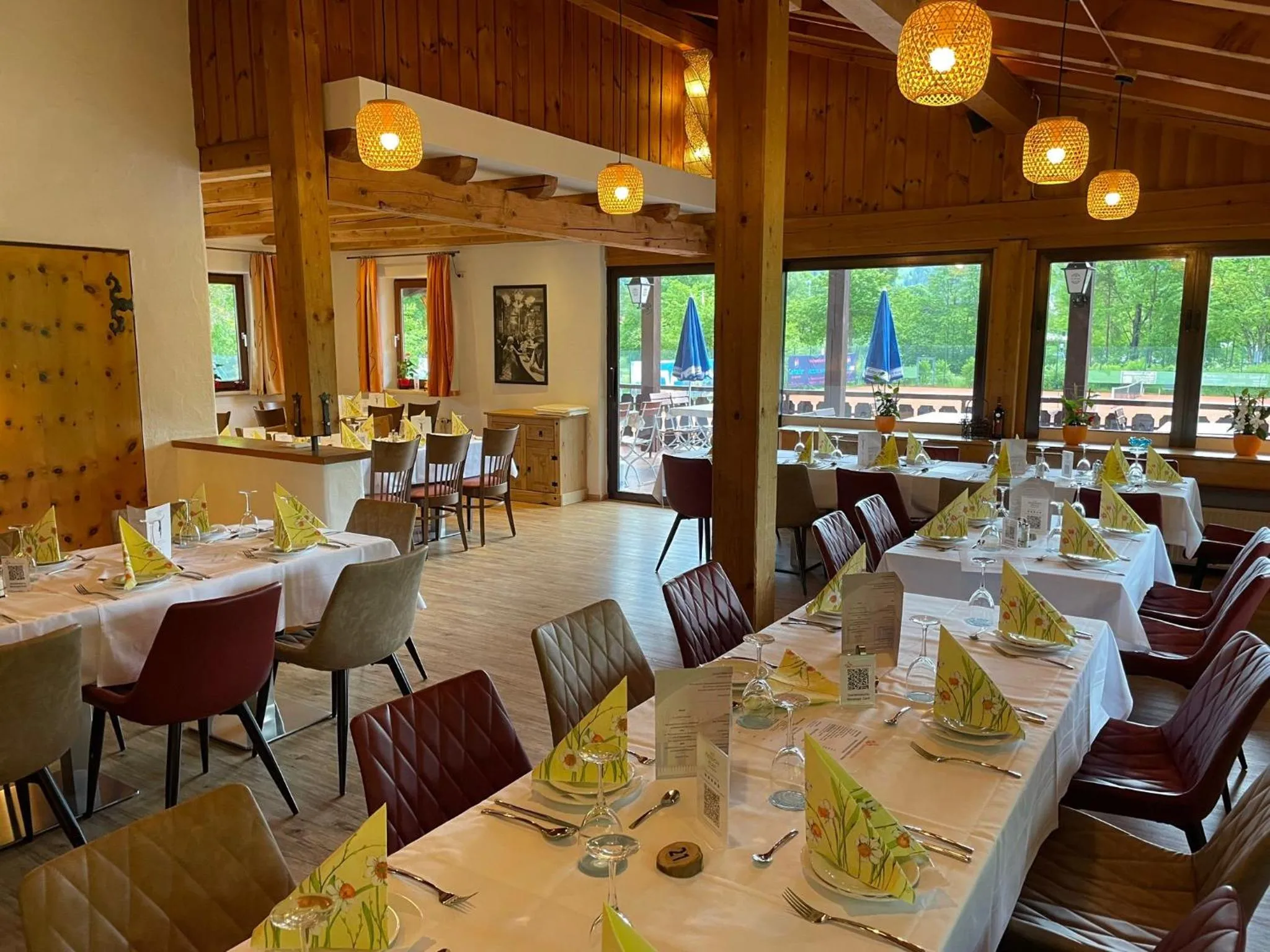 Restaurant/places to eat in Parkhotel Sonnenhof