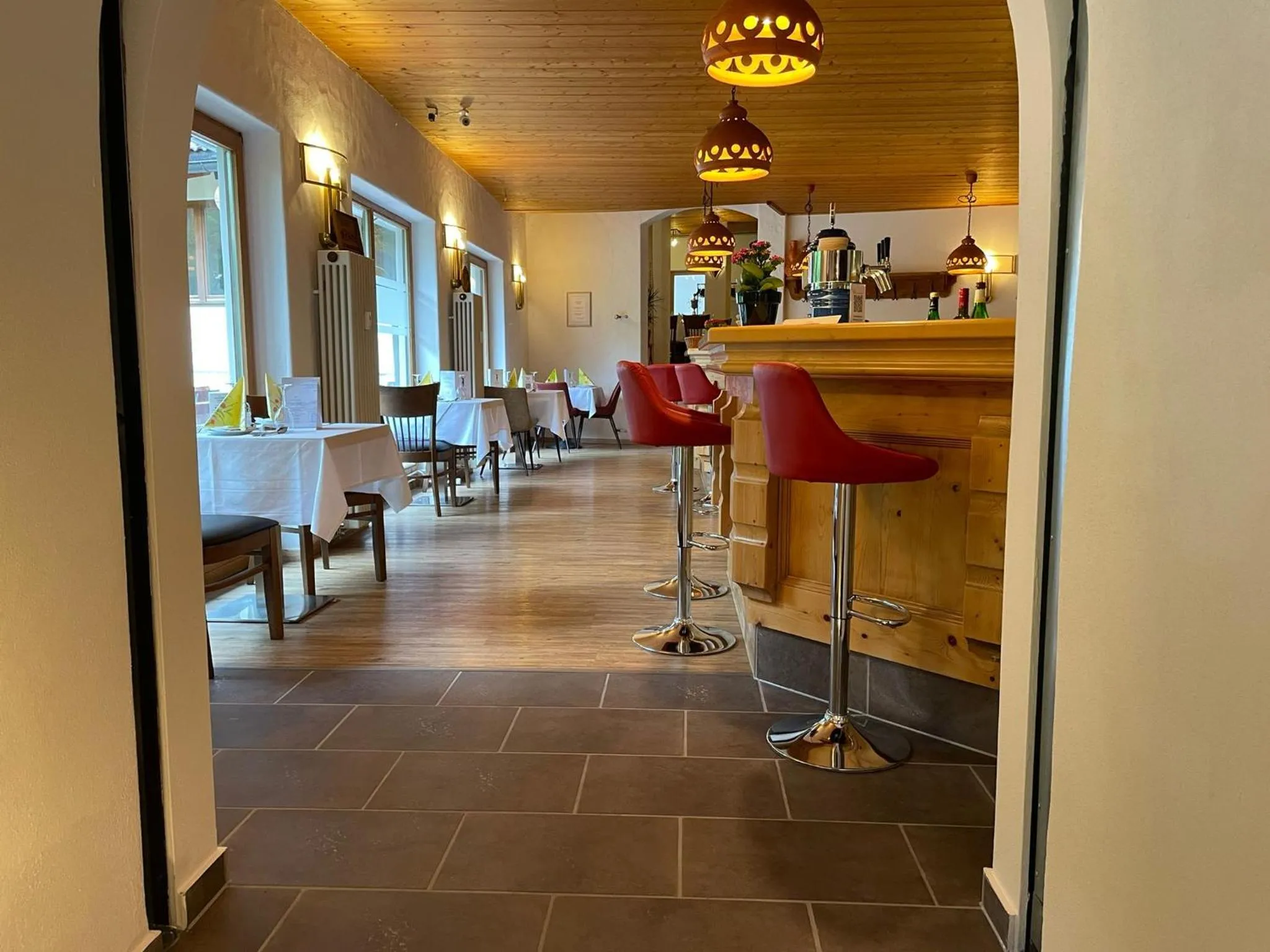 Restaurant/places to eat in Parkhotel Sonnenhof