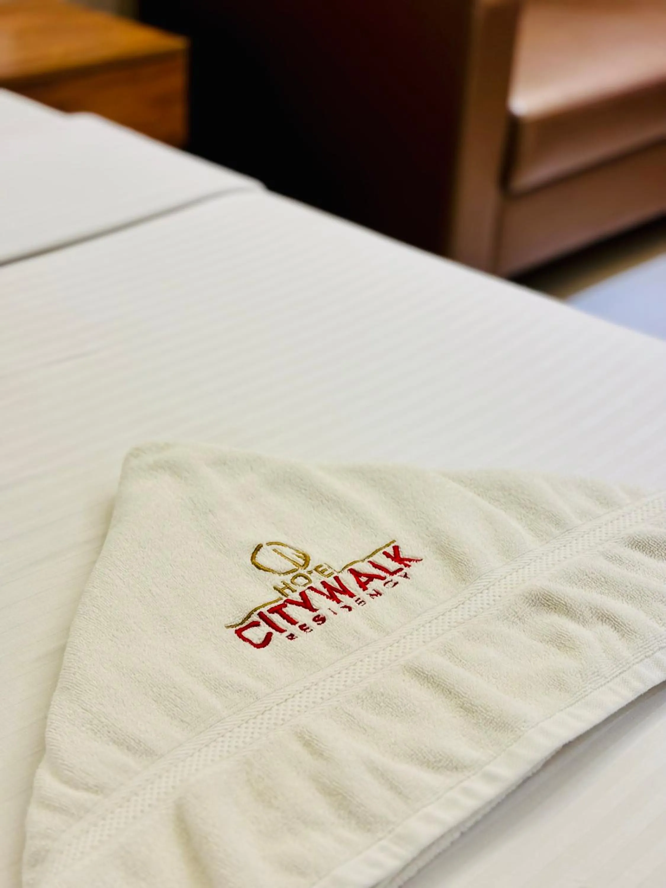 Bed in Hotel Citywalk Residency