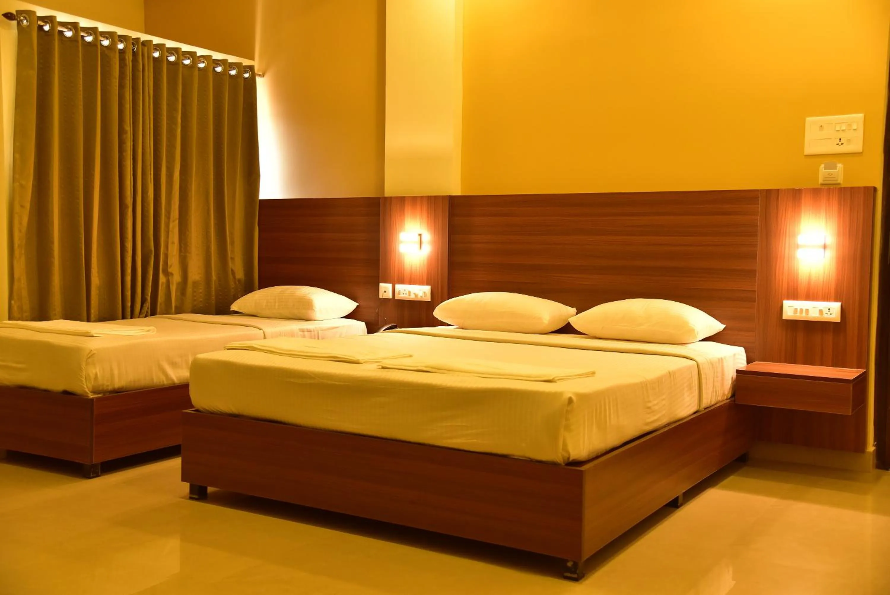 Bedroom, Bed in Hotel Citywalk Residency